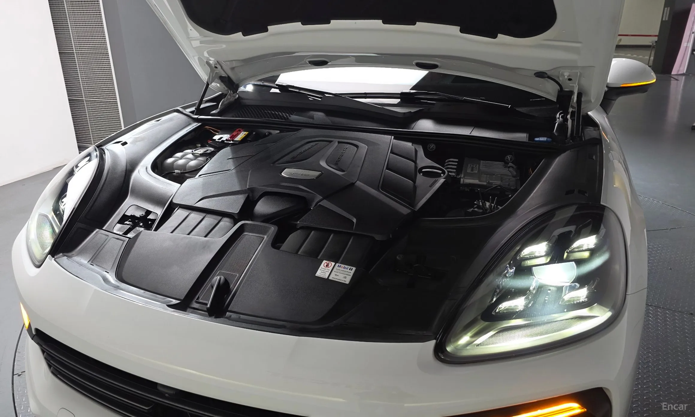 Porsche Cayenne (PO536) превью 6