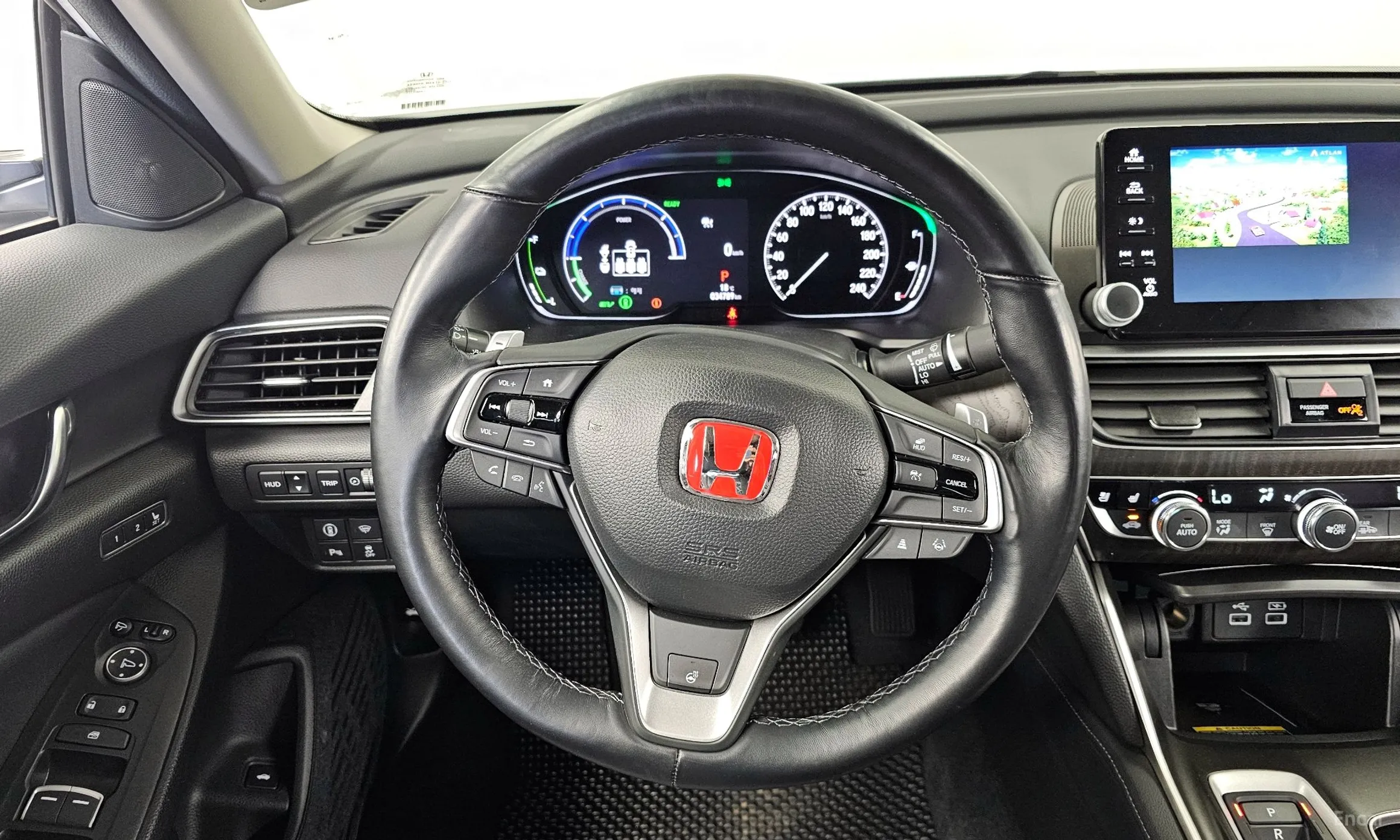 Honda Accord 10th Generation превью 13