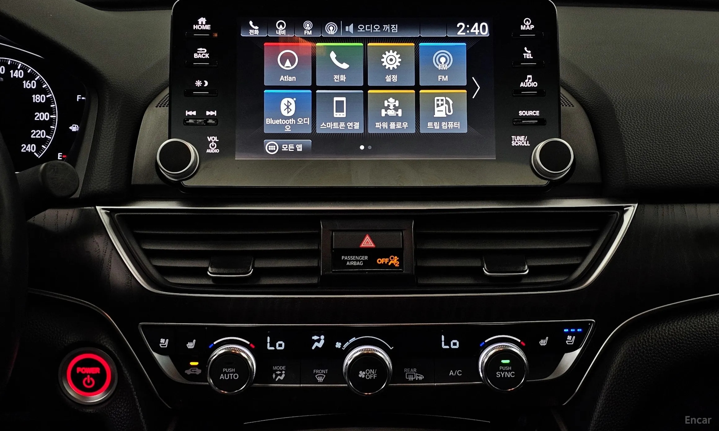 Honda Accord 10th Generation превью 14