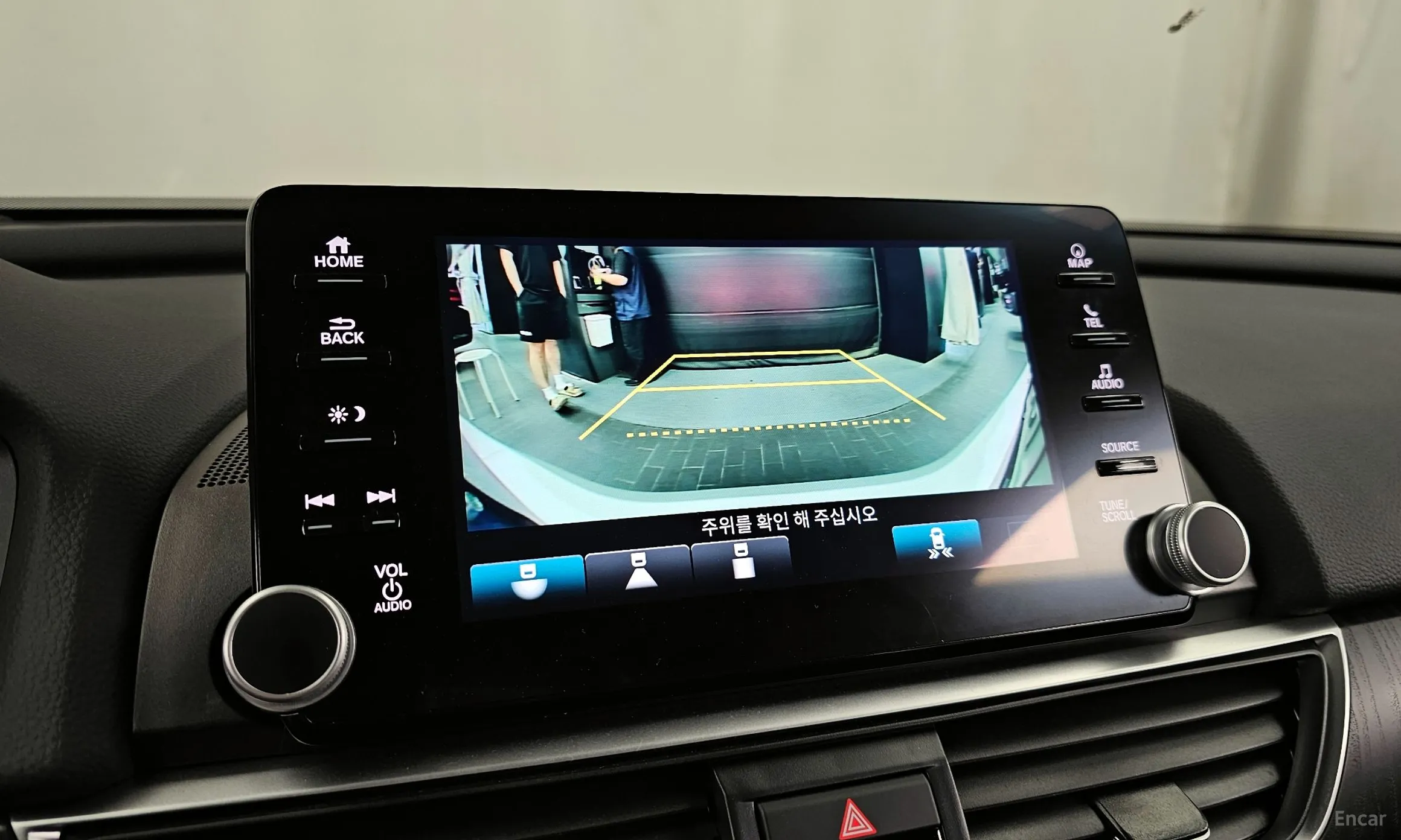Honda Accord 10th Generation превью 15