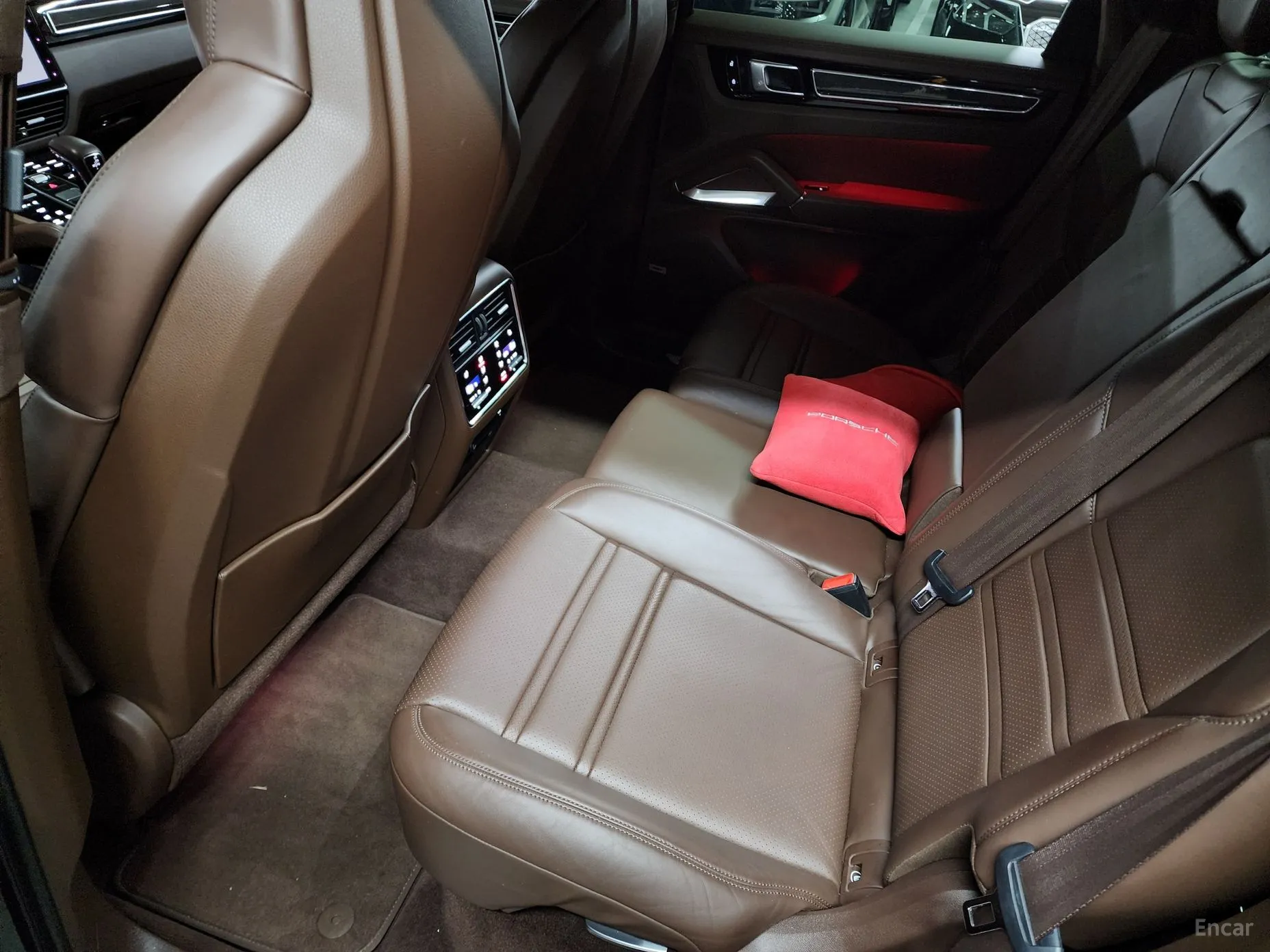 Porsche Cayenne (PO536) превью 10