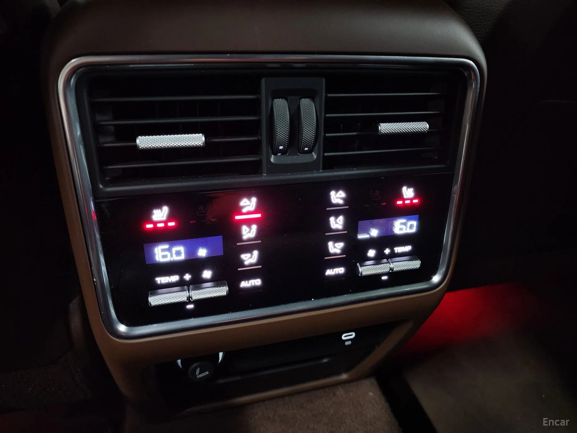Porsche Cayenne (PO536) превью 17