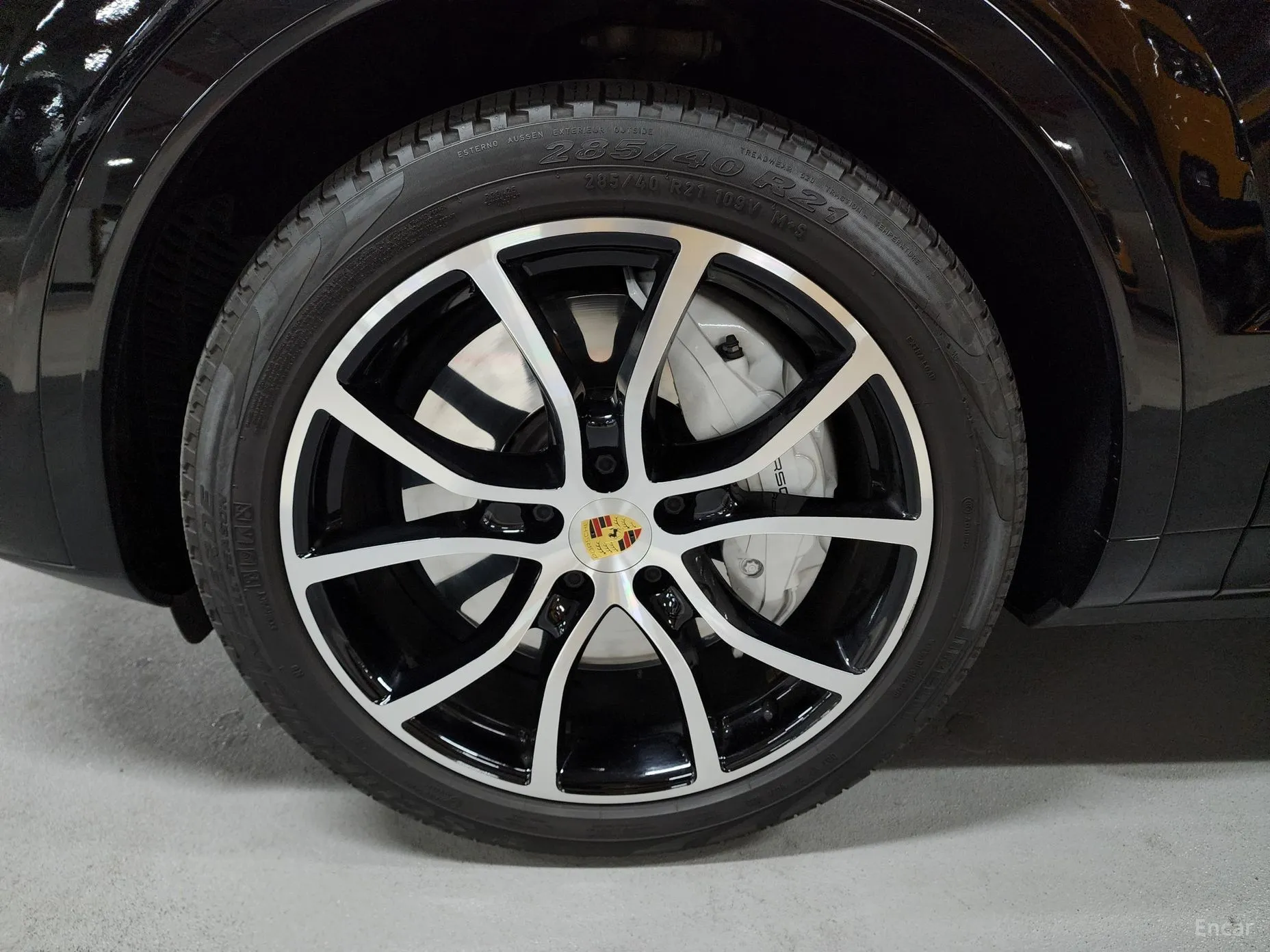 Porsche Cayenne (PO536) превью 5