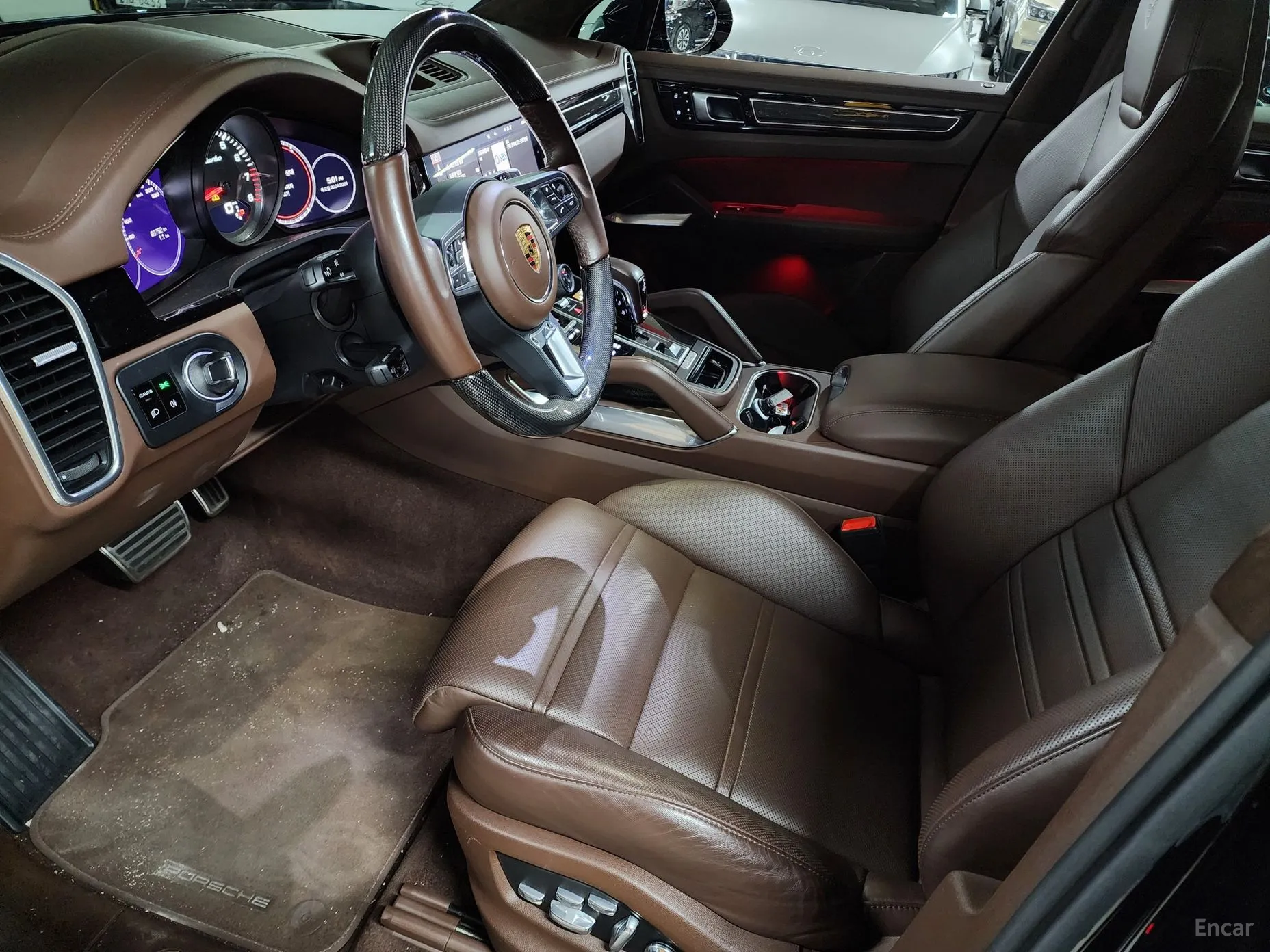 Porsche Cayenne (PO536) превью 9