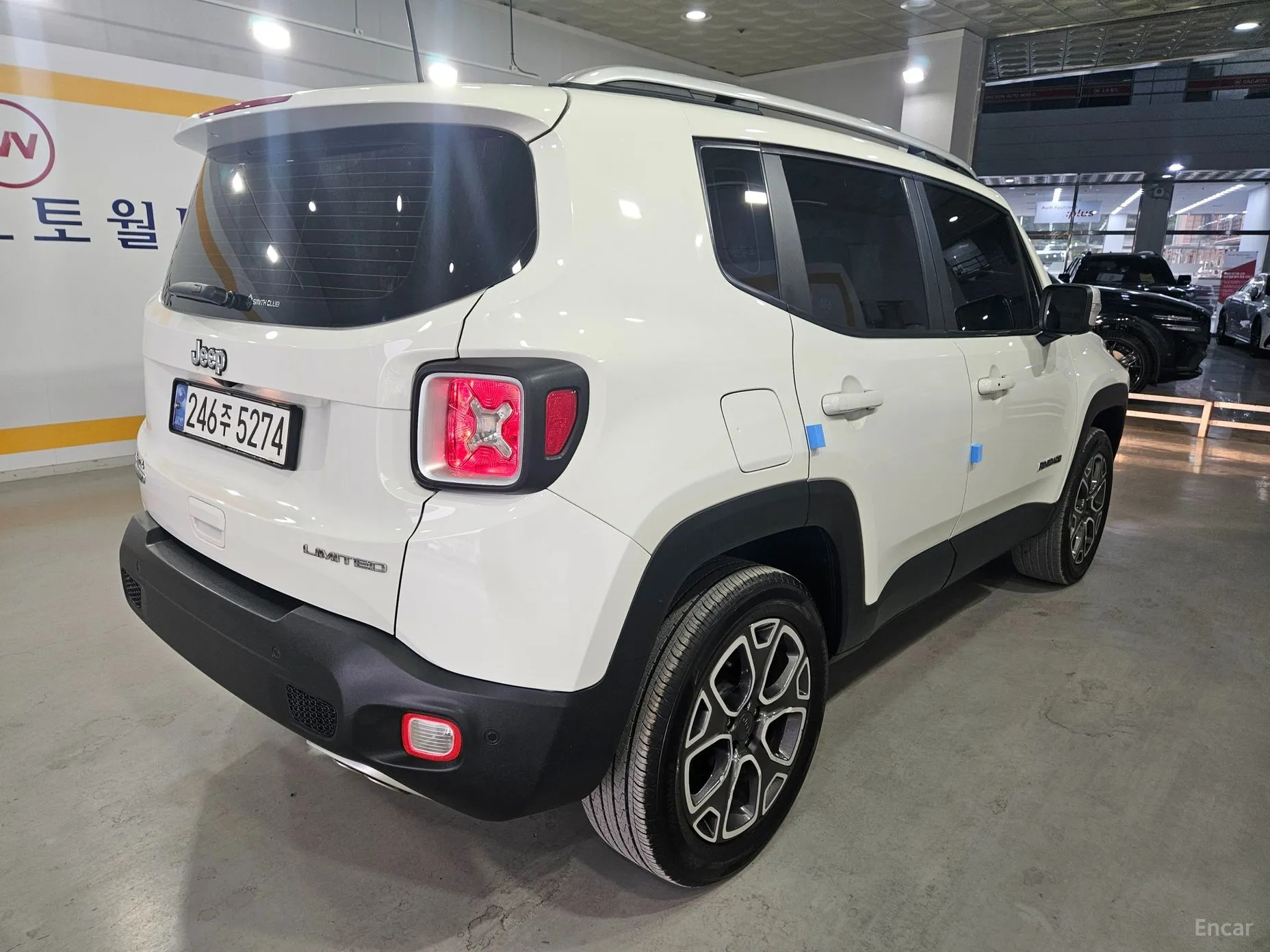 Jeep Renegade превью 6