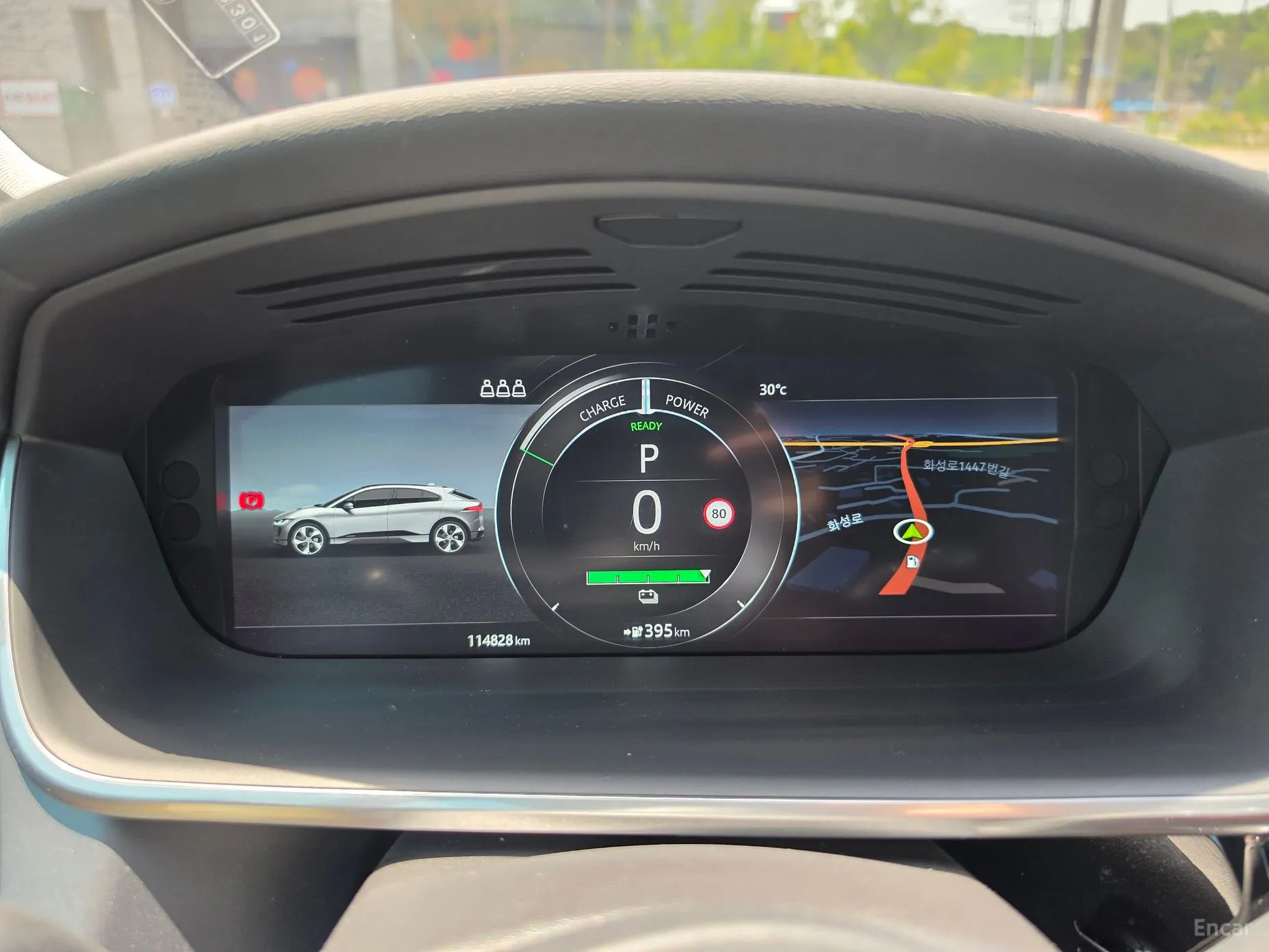 Jaguar I-PACE превью 8