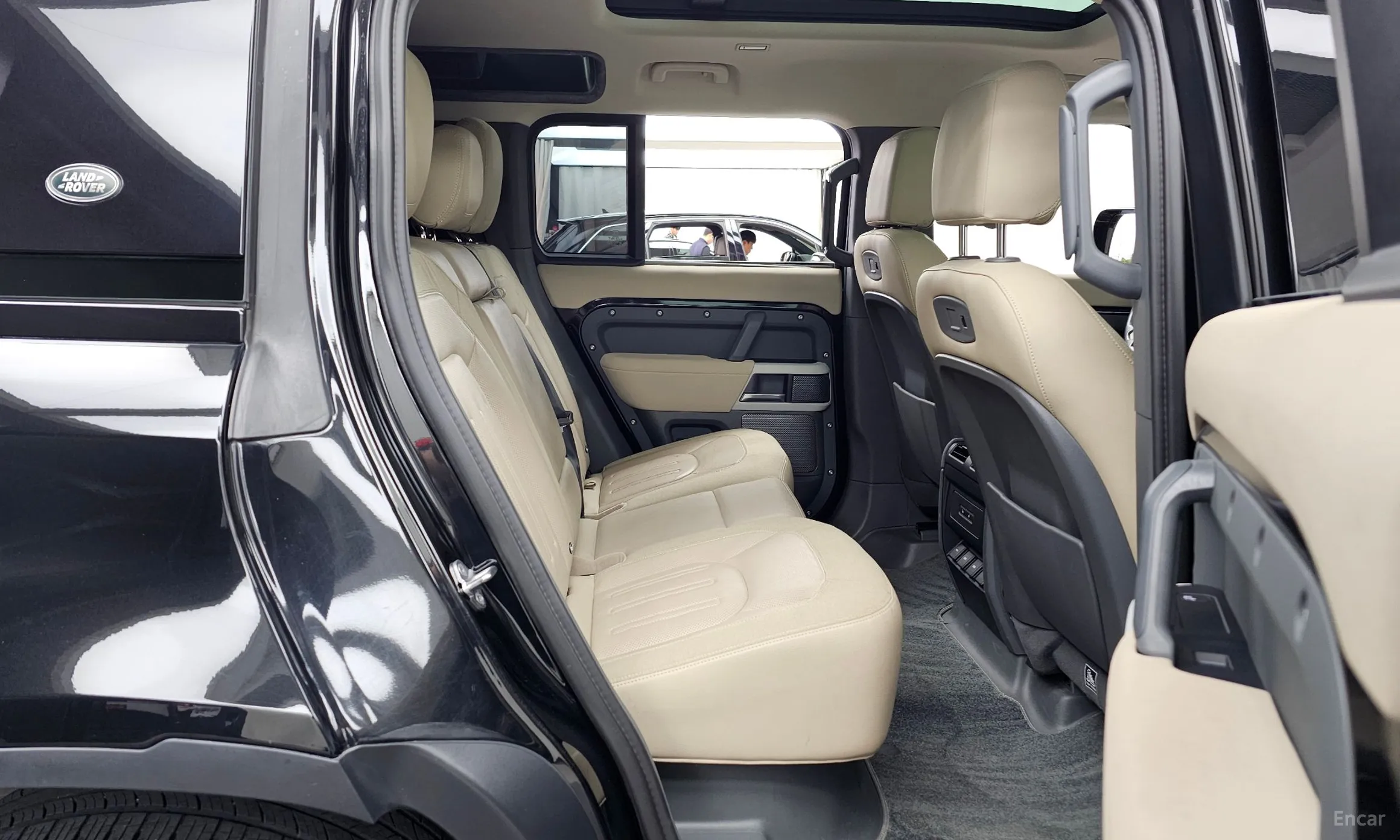 Land Rover Defender (L663) превью 12