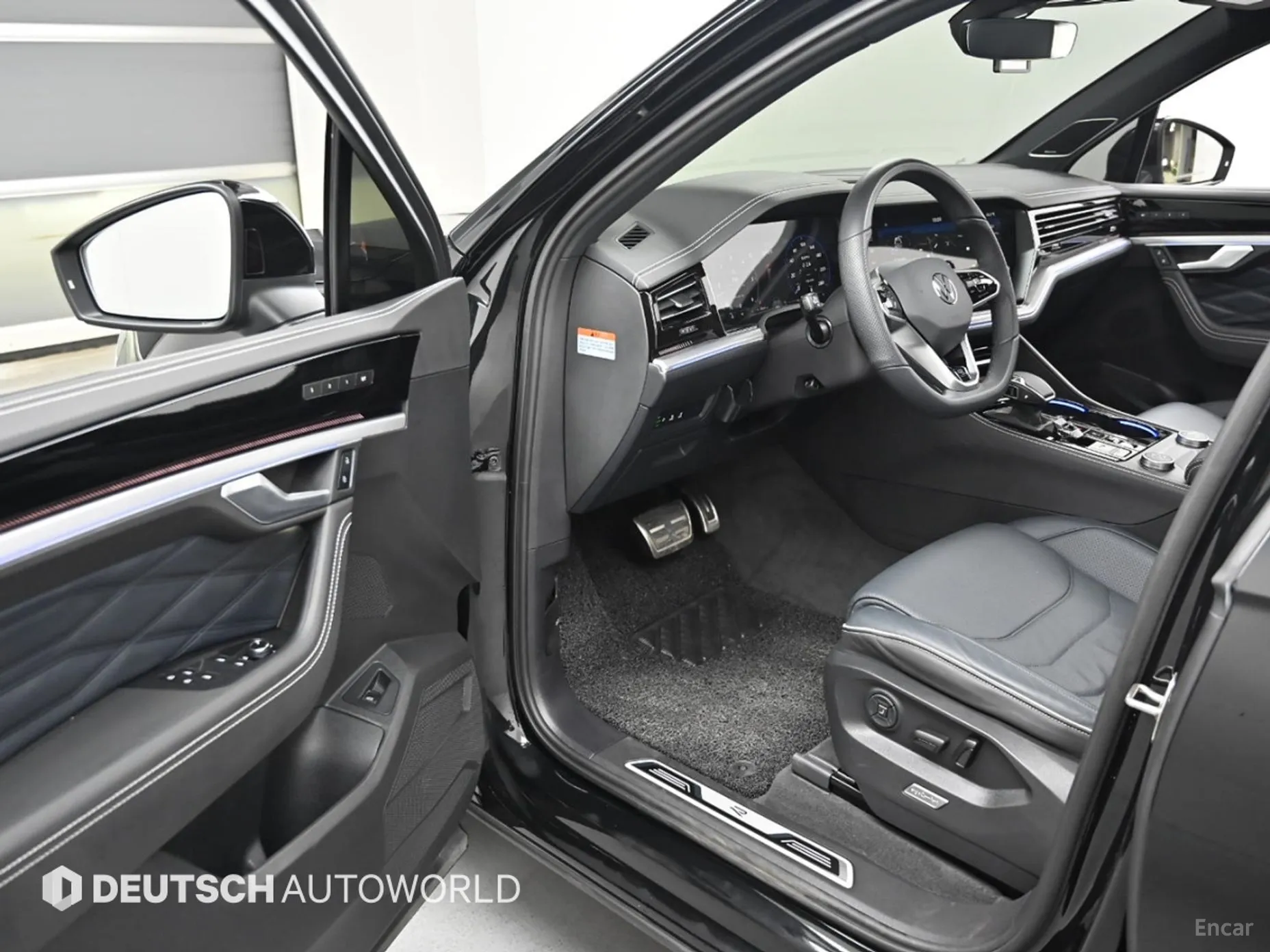Volkswagen Touareg 3rd Generation превью 11