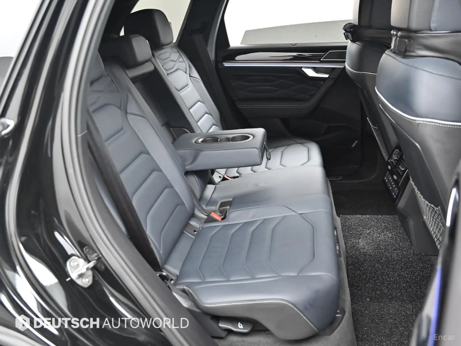 Volkswagen Touareg 3rd Generation превью 12