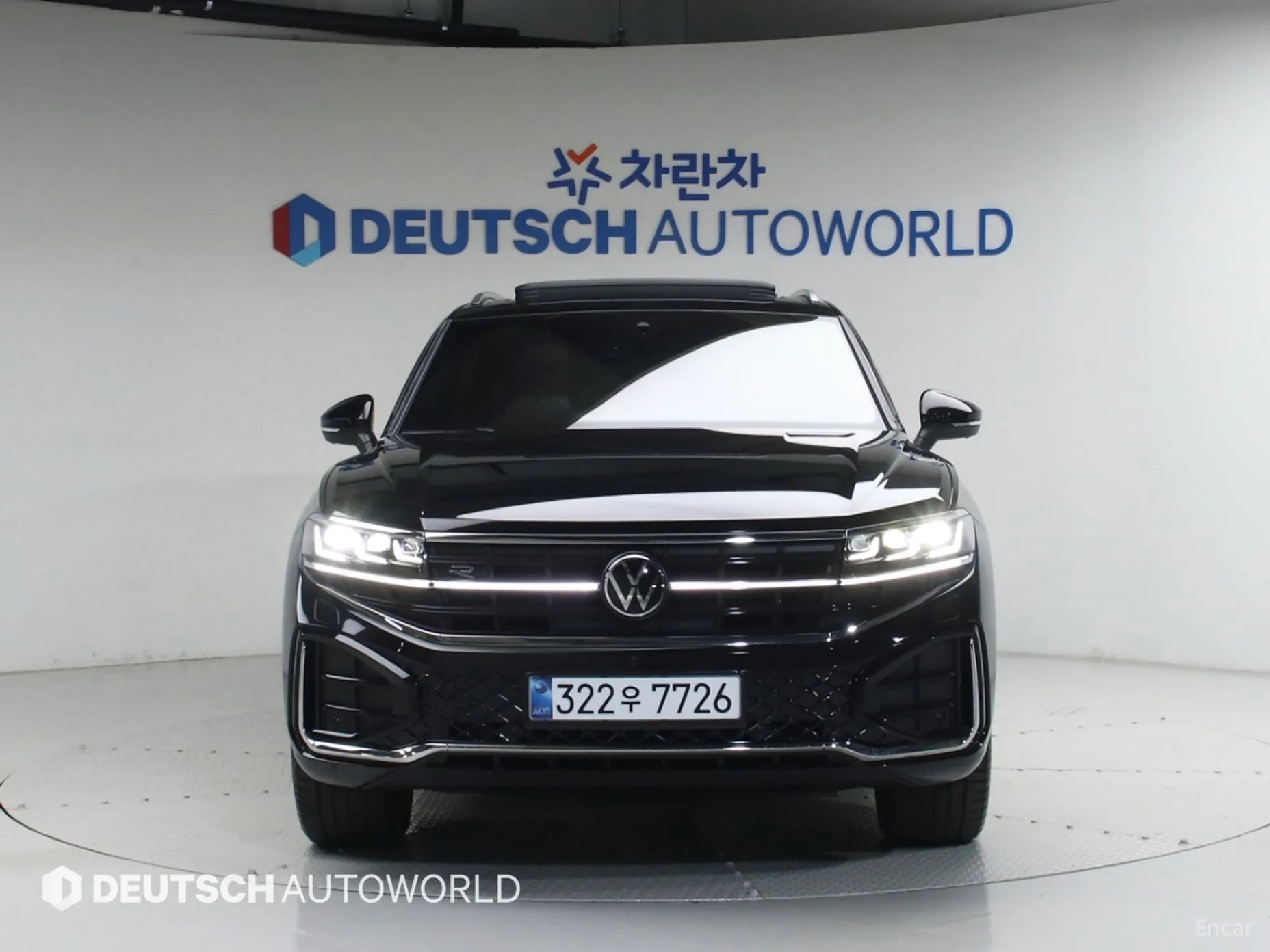 Volkswagen Touareg 3rd Generation превью 3