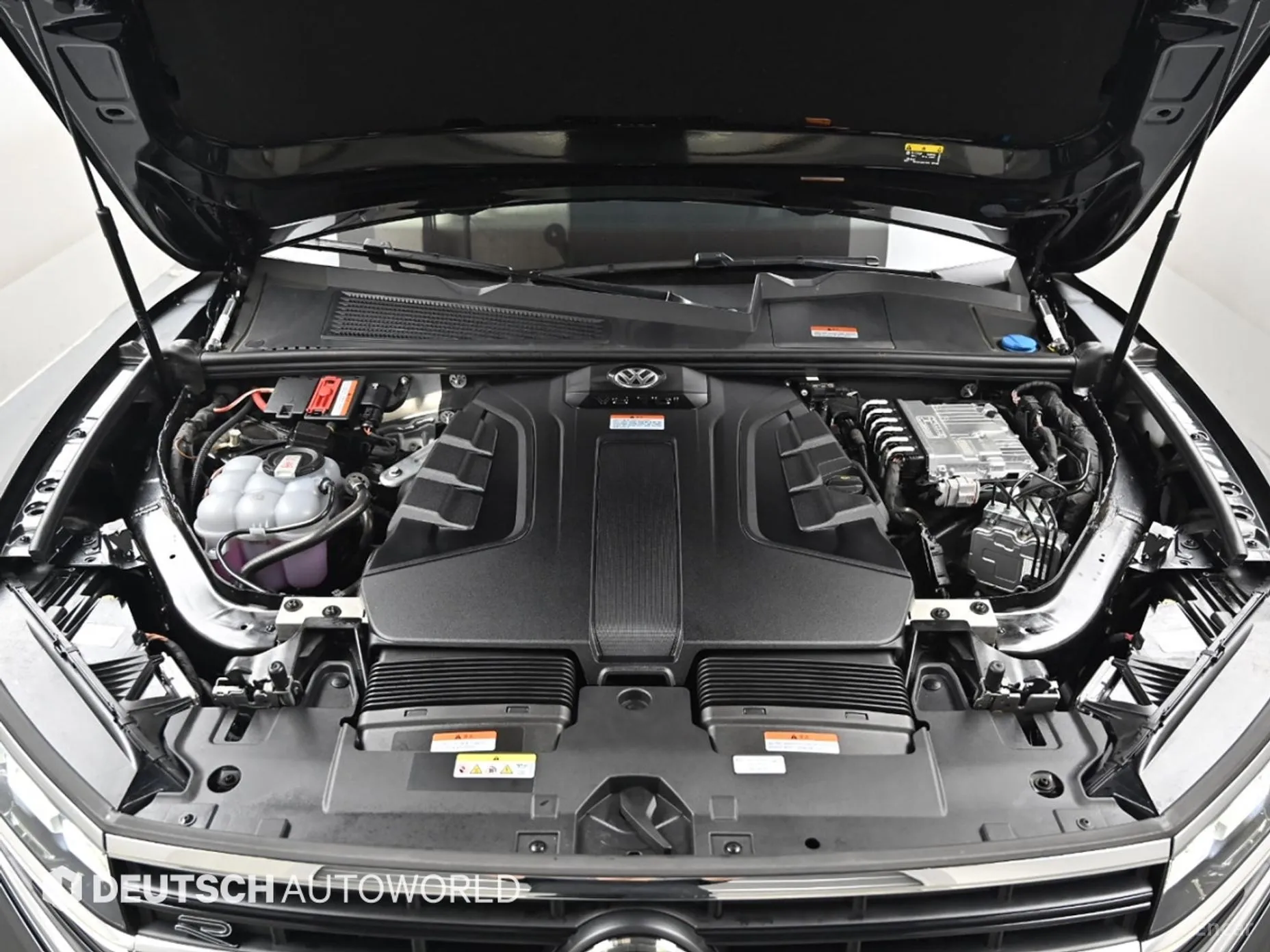Volkswagen Touareg 3rd Generation превью 6
