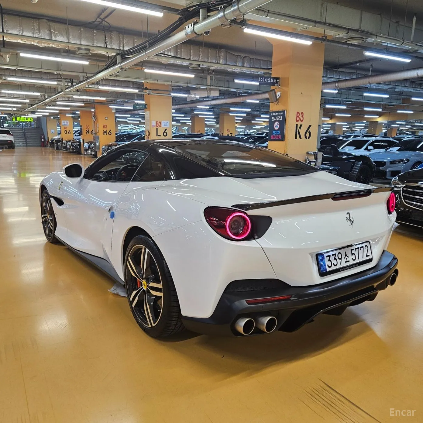 Ferrari Portofino превью 17