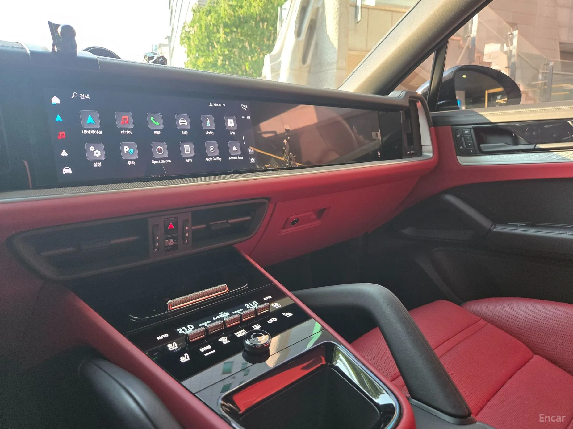 Porsche Cayenne (PO536) превью 16