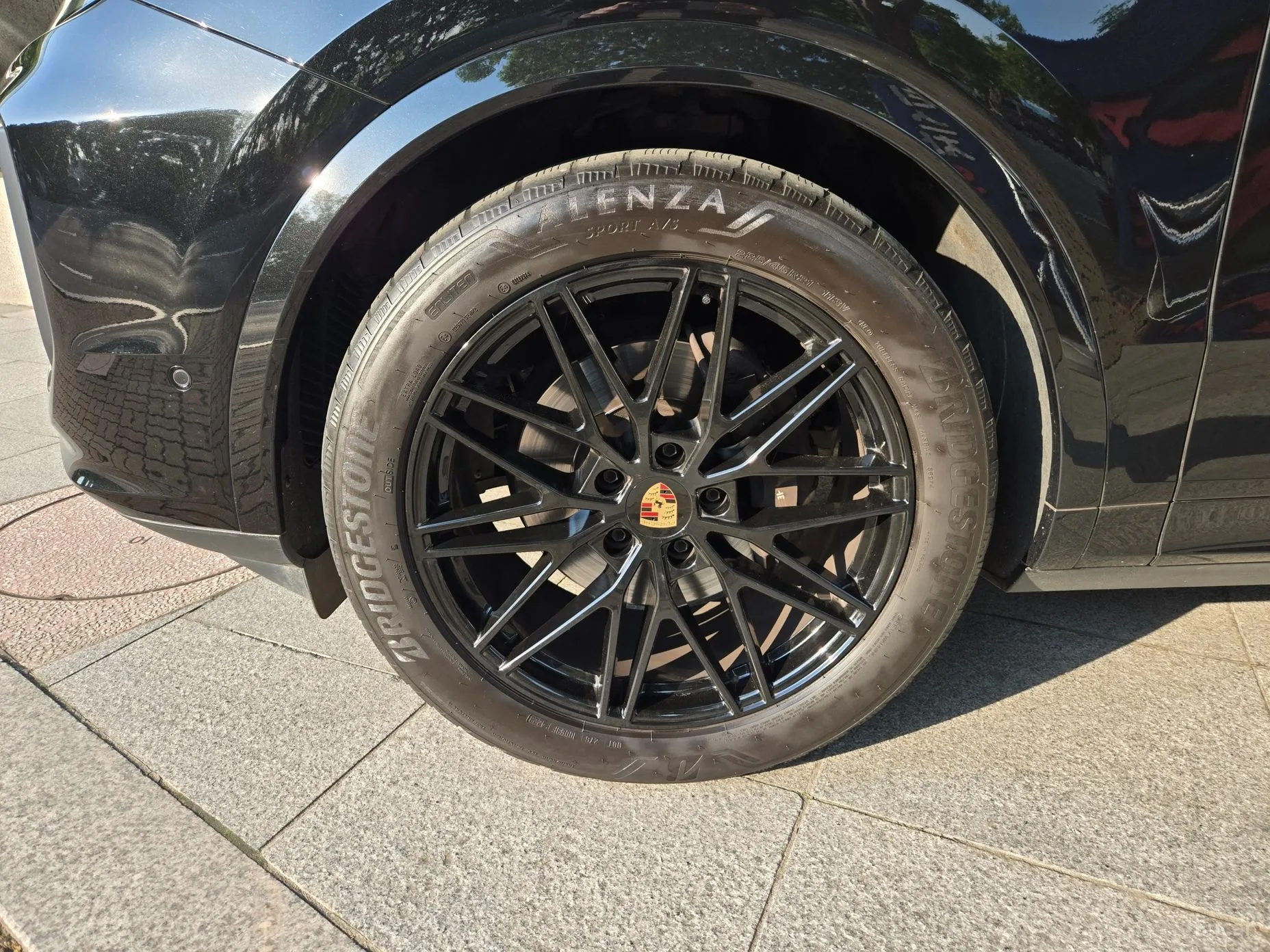 Porsche Cayenne (PO536) превью 5