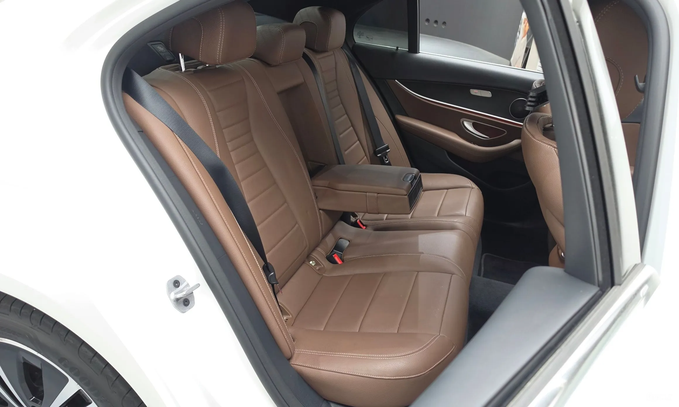 Mercedes Benz E-Class W213 превью 11