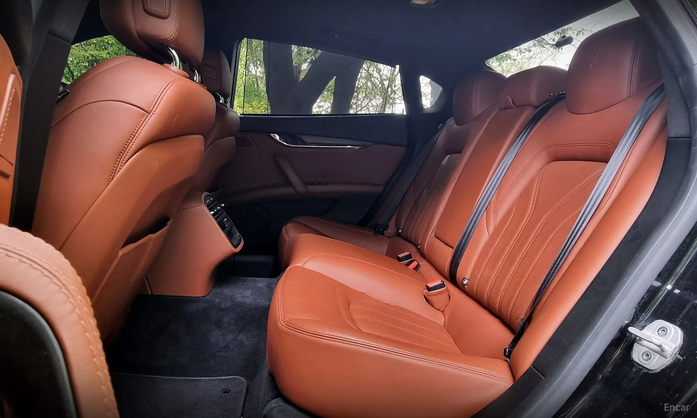 Maserati Quattroporte превью 15