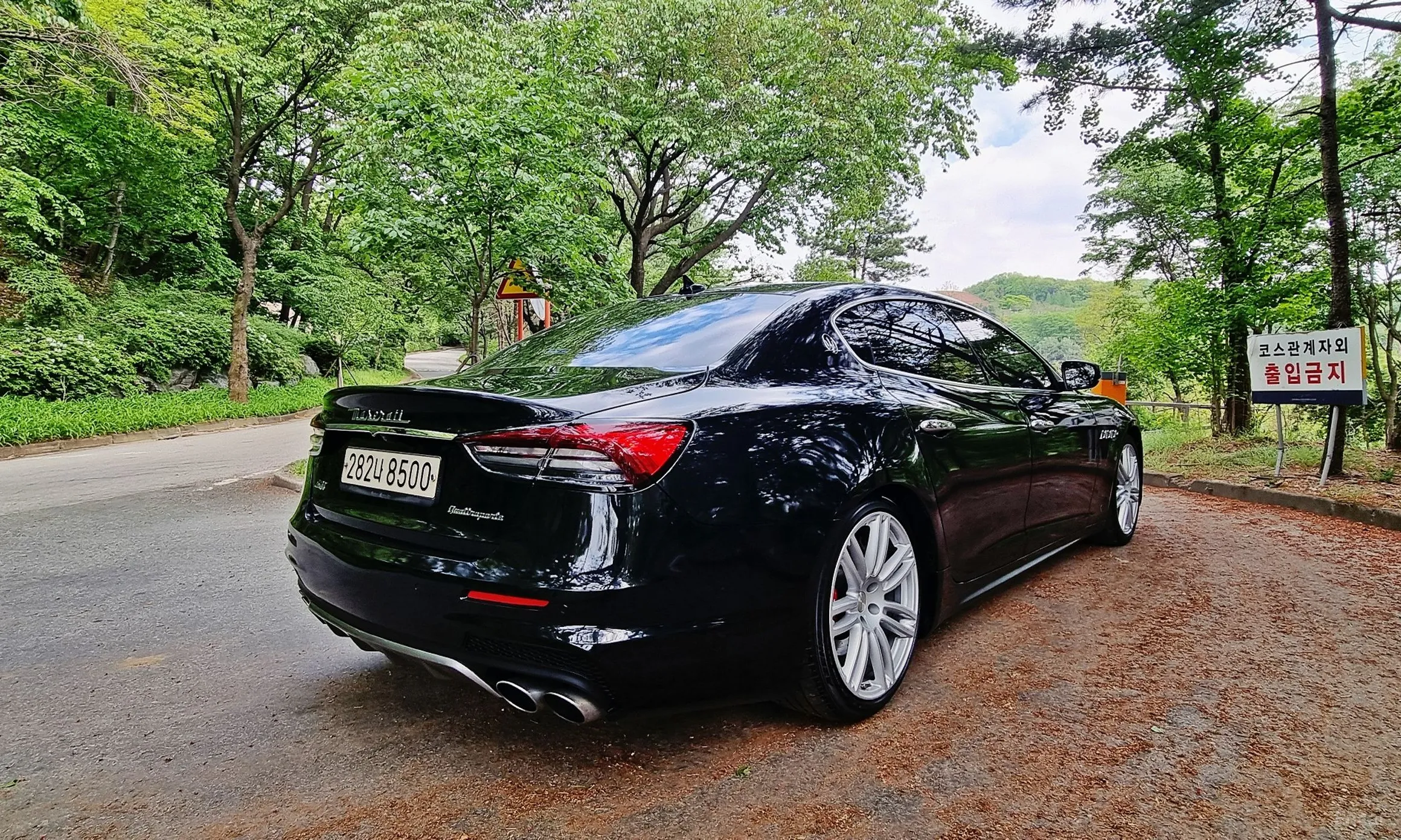 Maserati Quattroporte превью 6