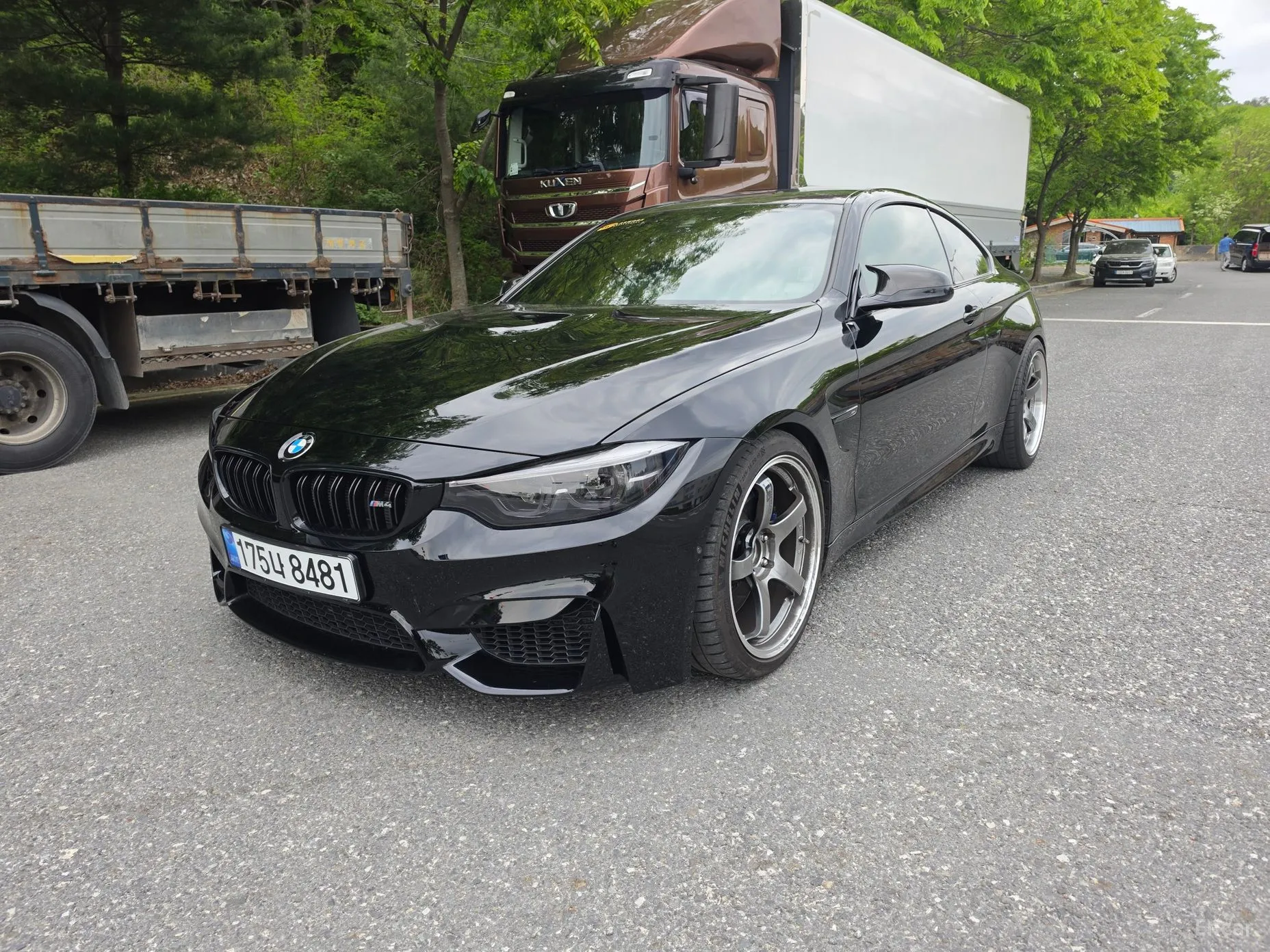 BMW M4 (F82)