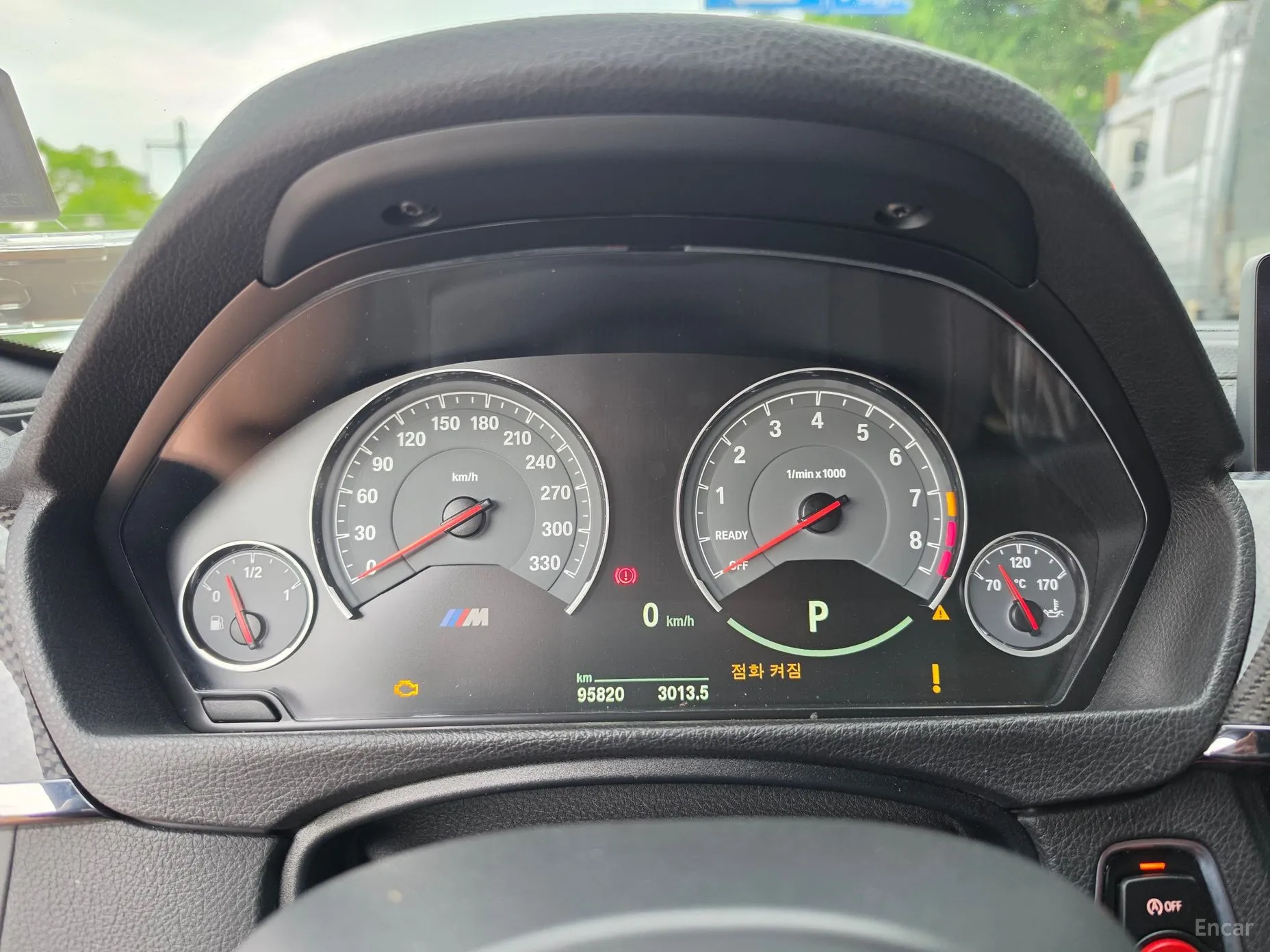 BMW M4 (F82) превью 11