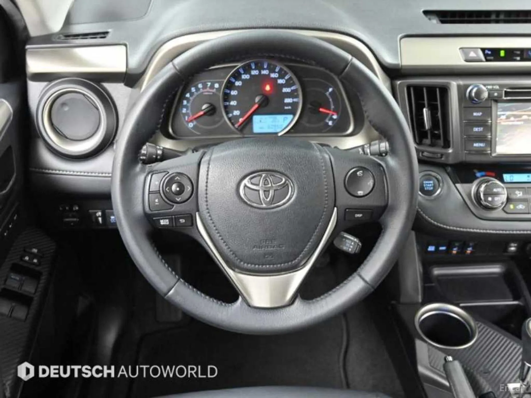 Toyota RAV4 превью 13