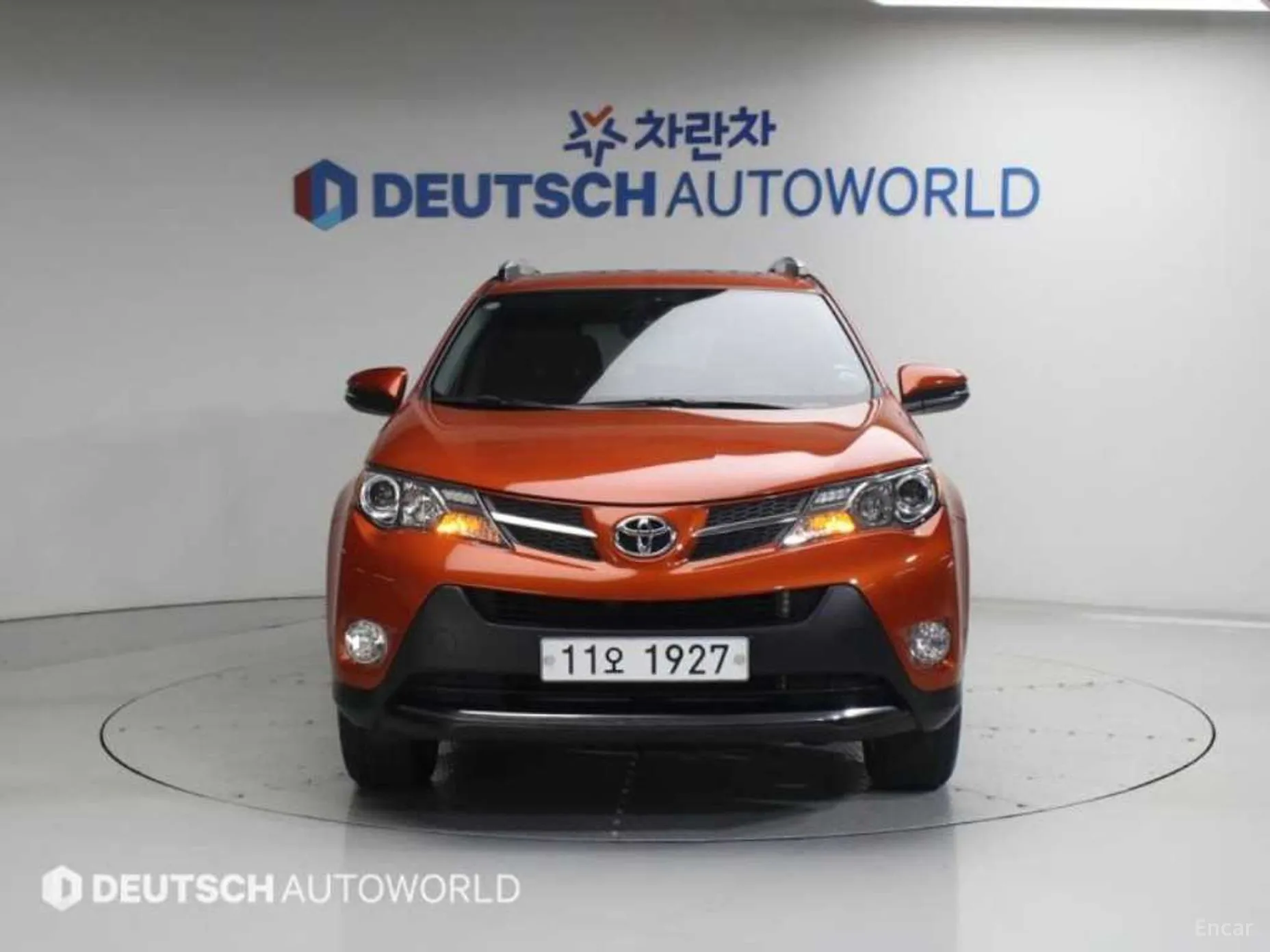 Toyota RAV4 превью 3