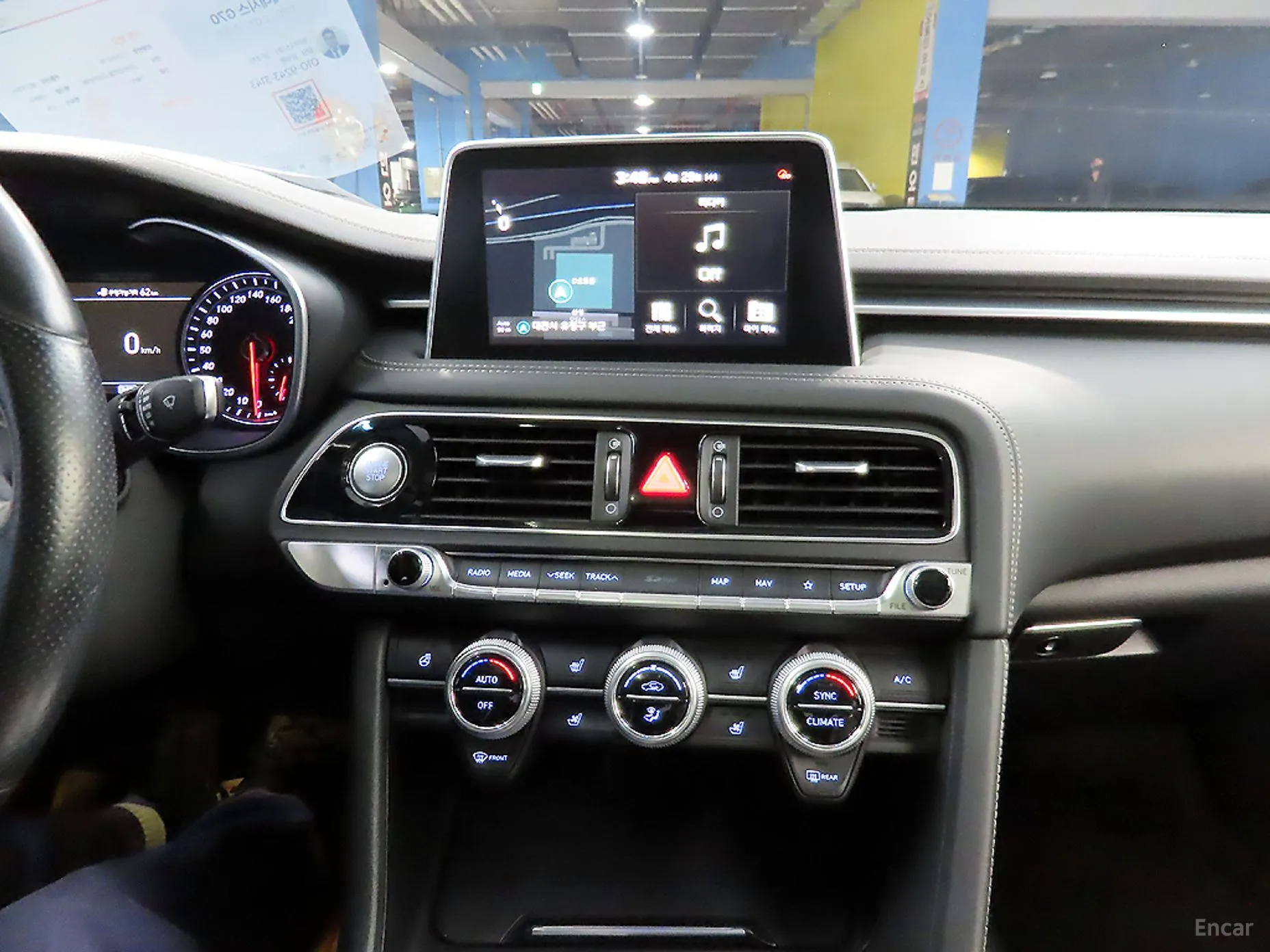 Genesis G70 превью 18
