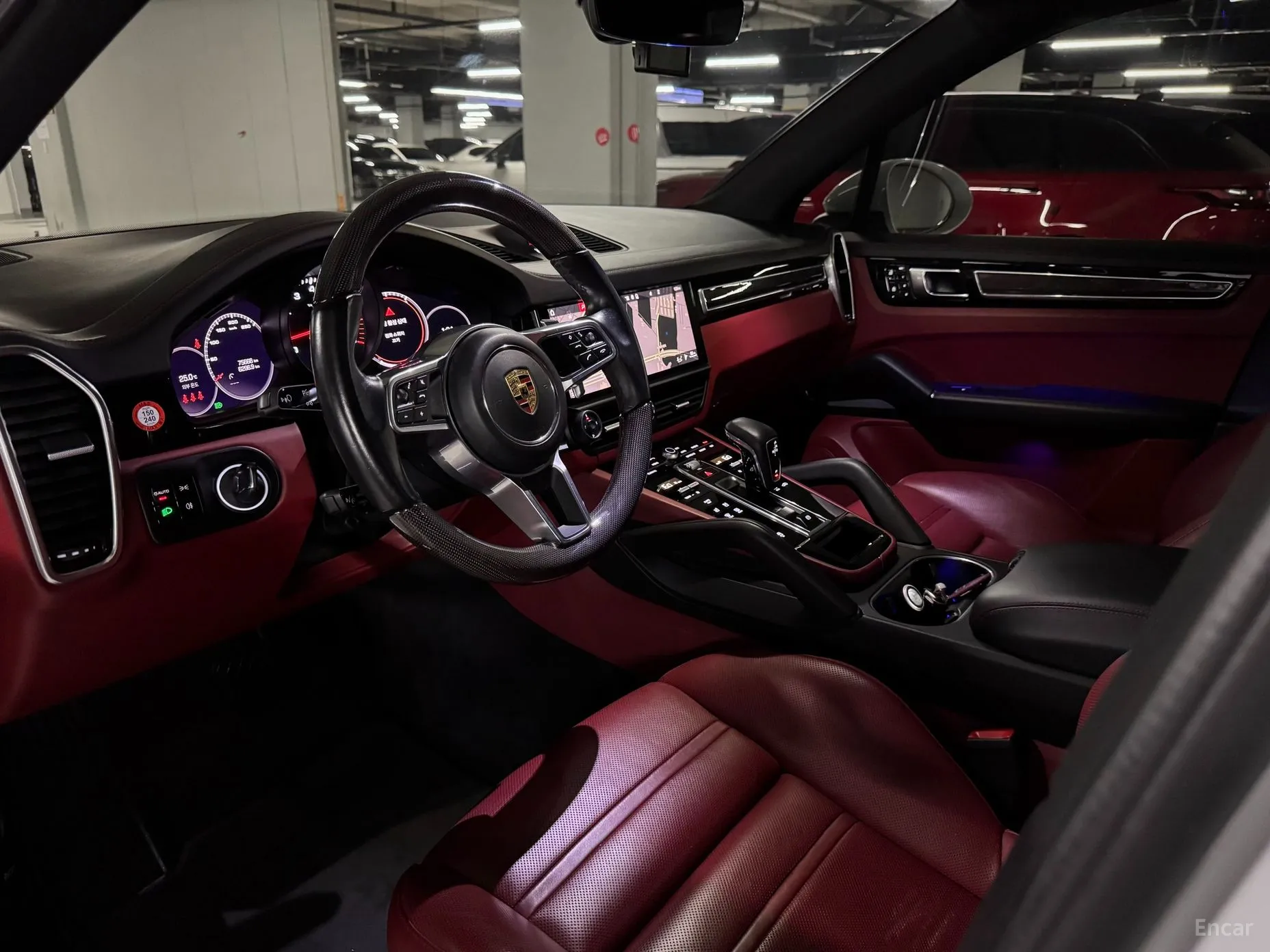 Porsche Cayenne (PO536) превью 10