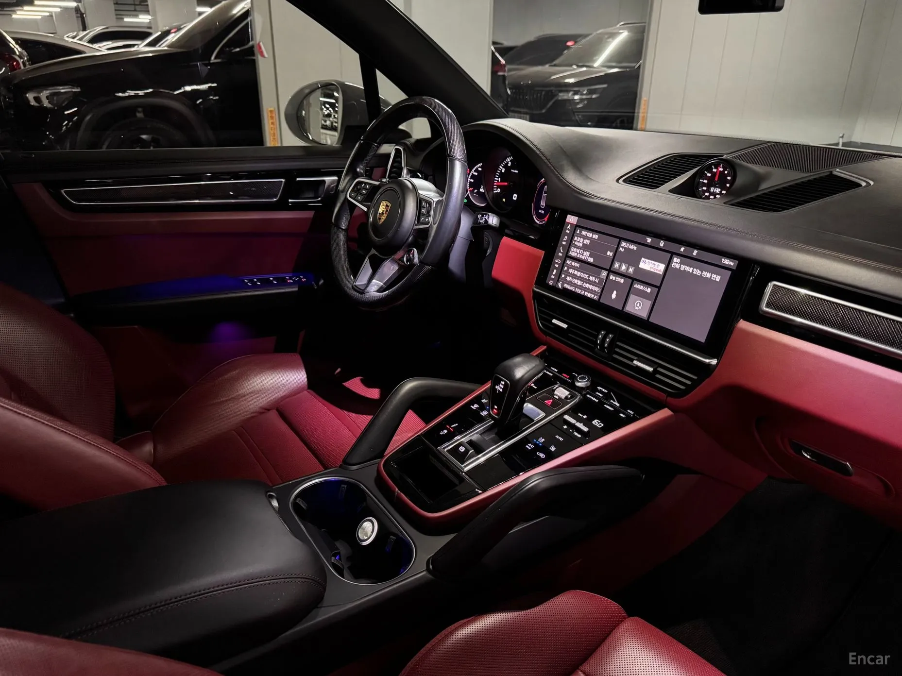 Porsche Cayenne (PO536) превью 11