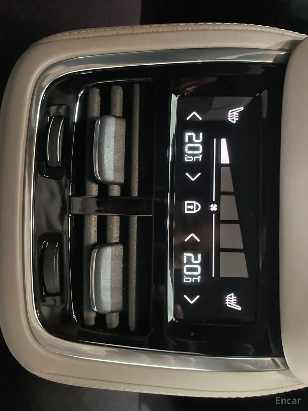 Volvo XC90 Gen 2 превью 20