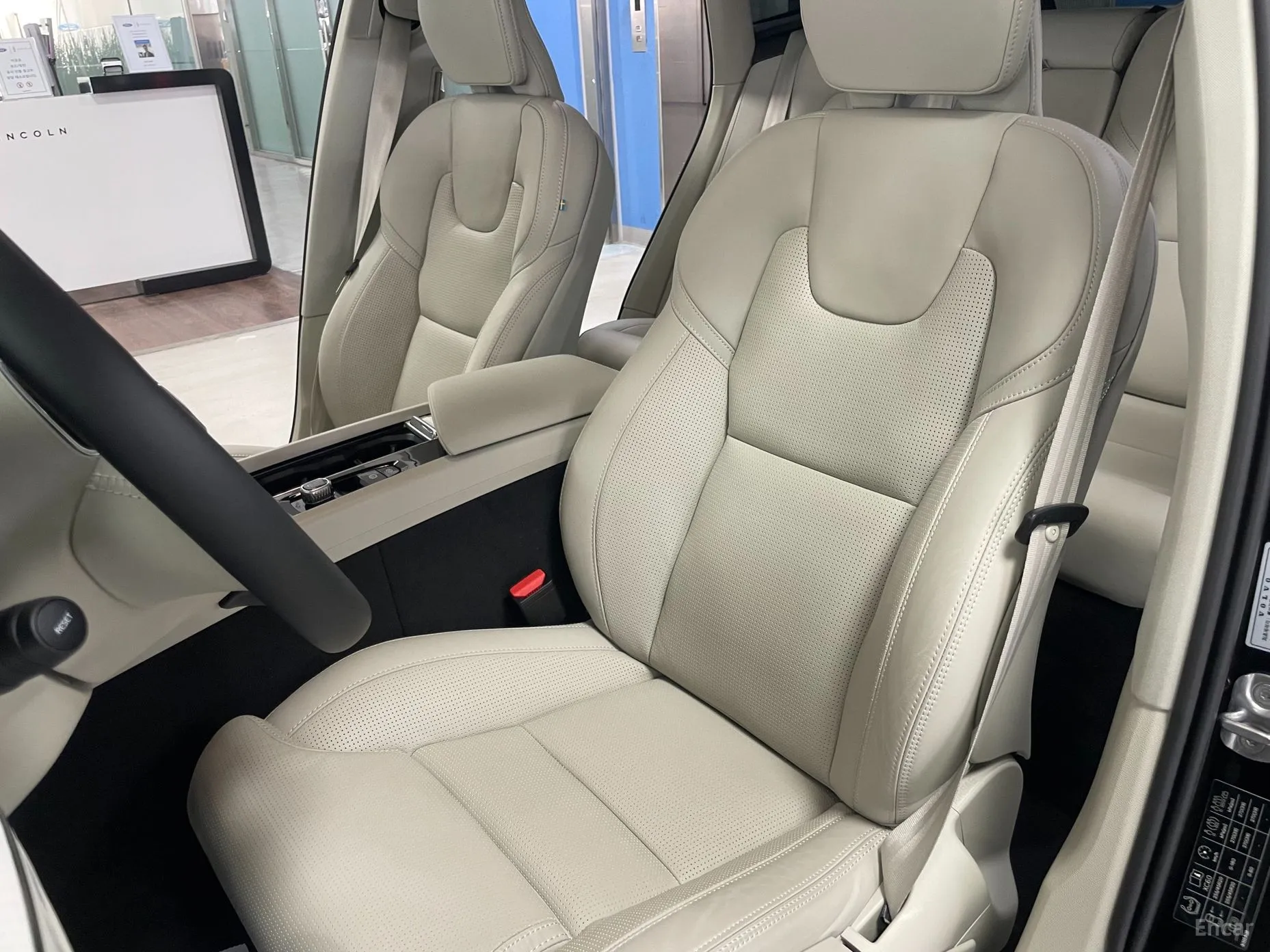 Volvo XC60 Gen 2 превью 10