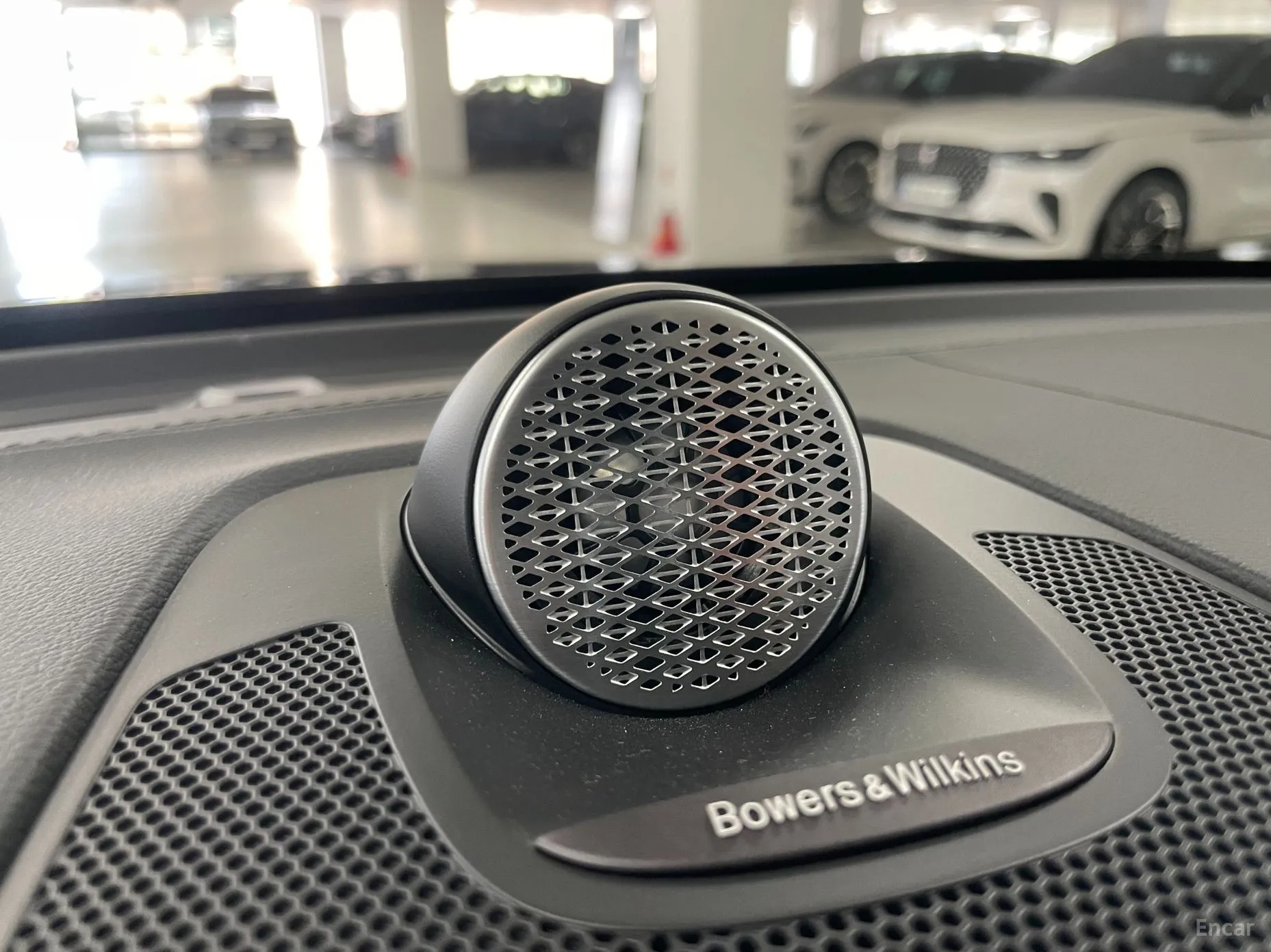 Volvo XC60 Gen 2 превью 15
