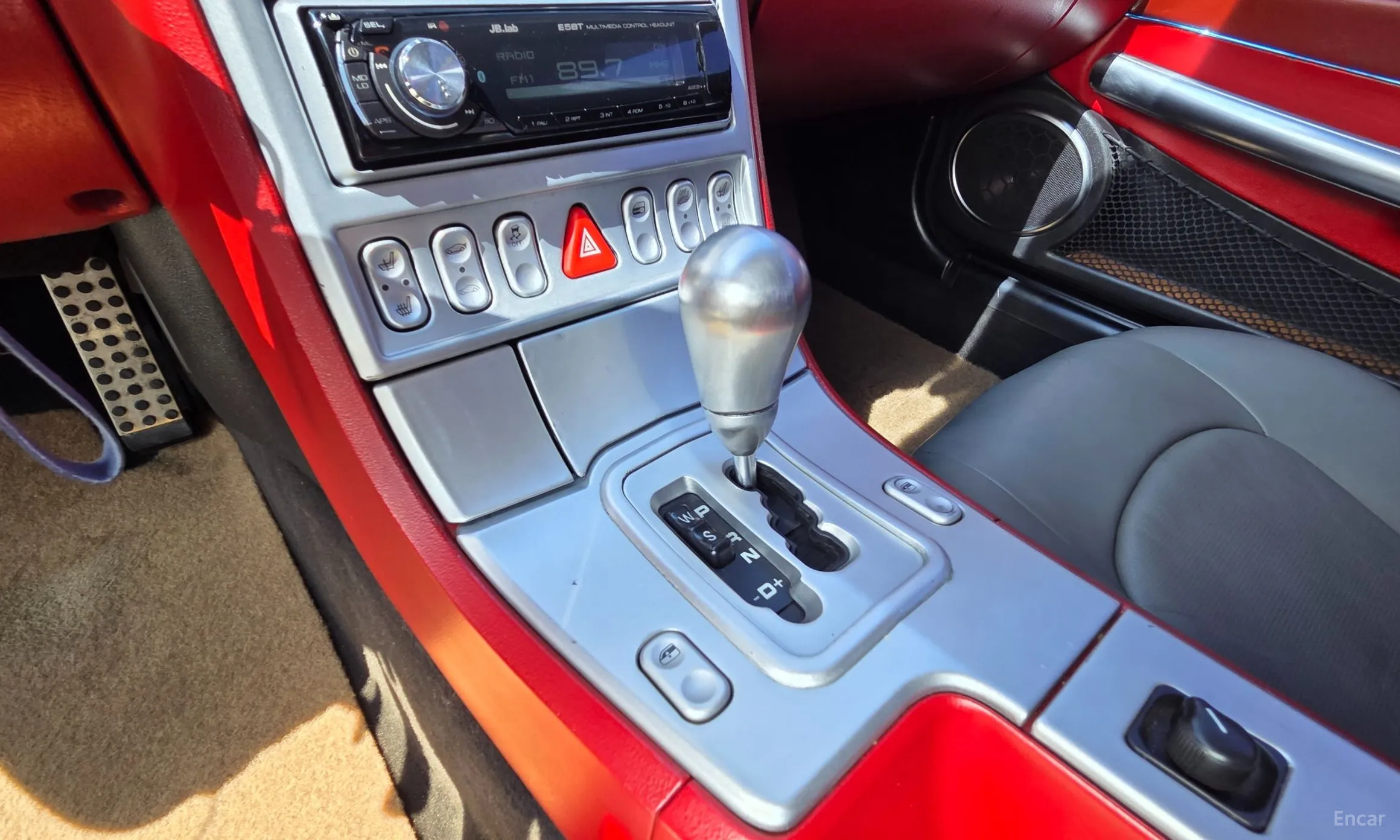 Chrysler Crossfire превью 9