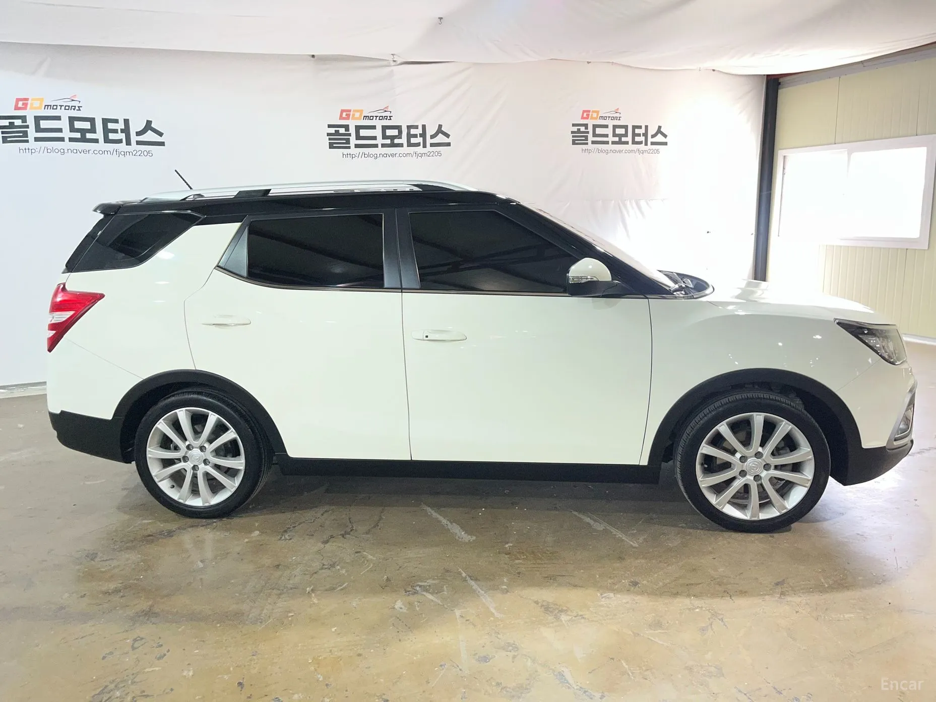 KG Mobility (SsangYong) Tivoli Air превью 5