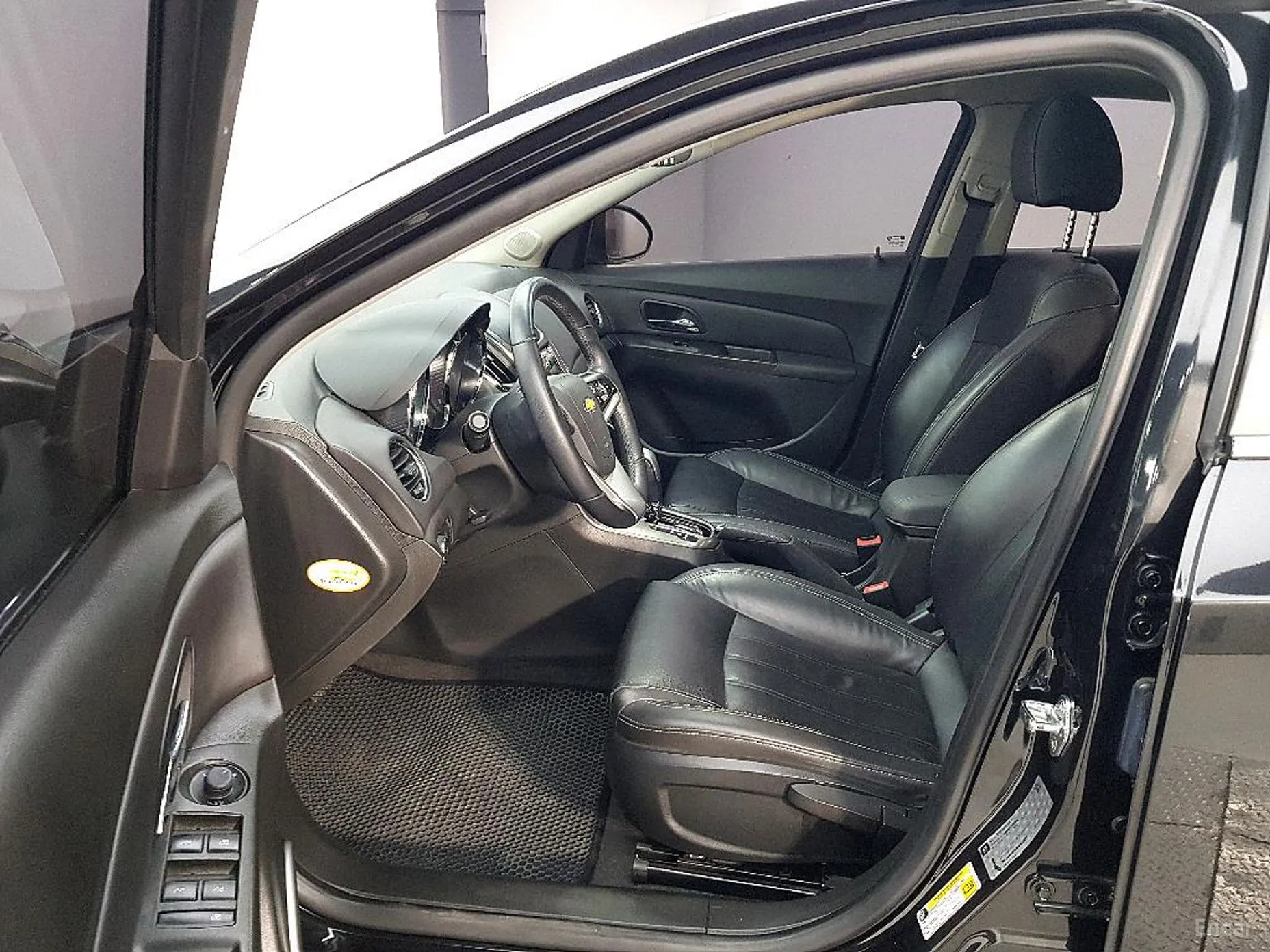 Chevrolet (GM Daewoo) Cruze превью 7