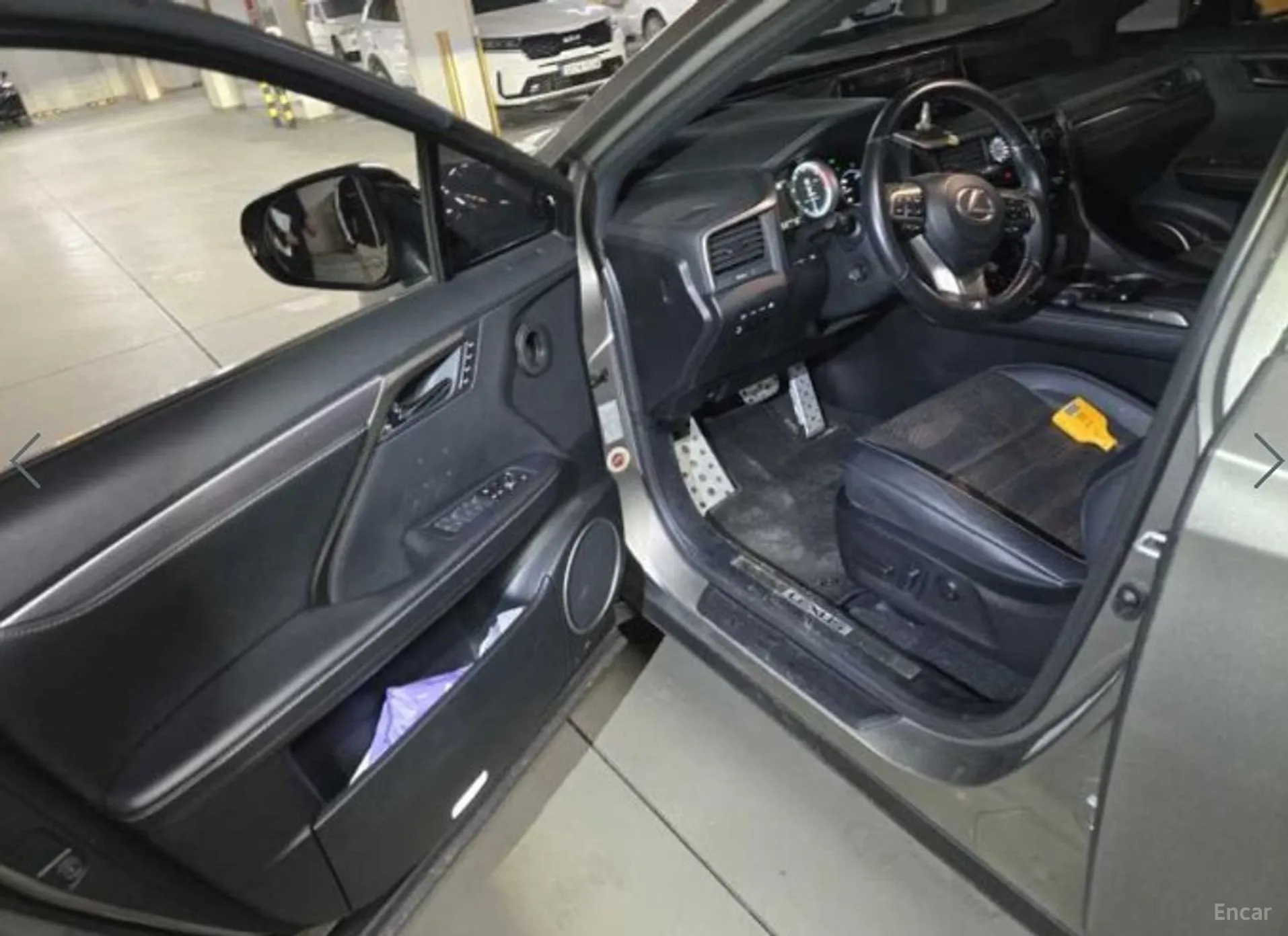 Lexus RX450h Gen 4 превью 10