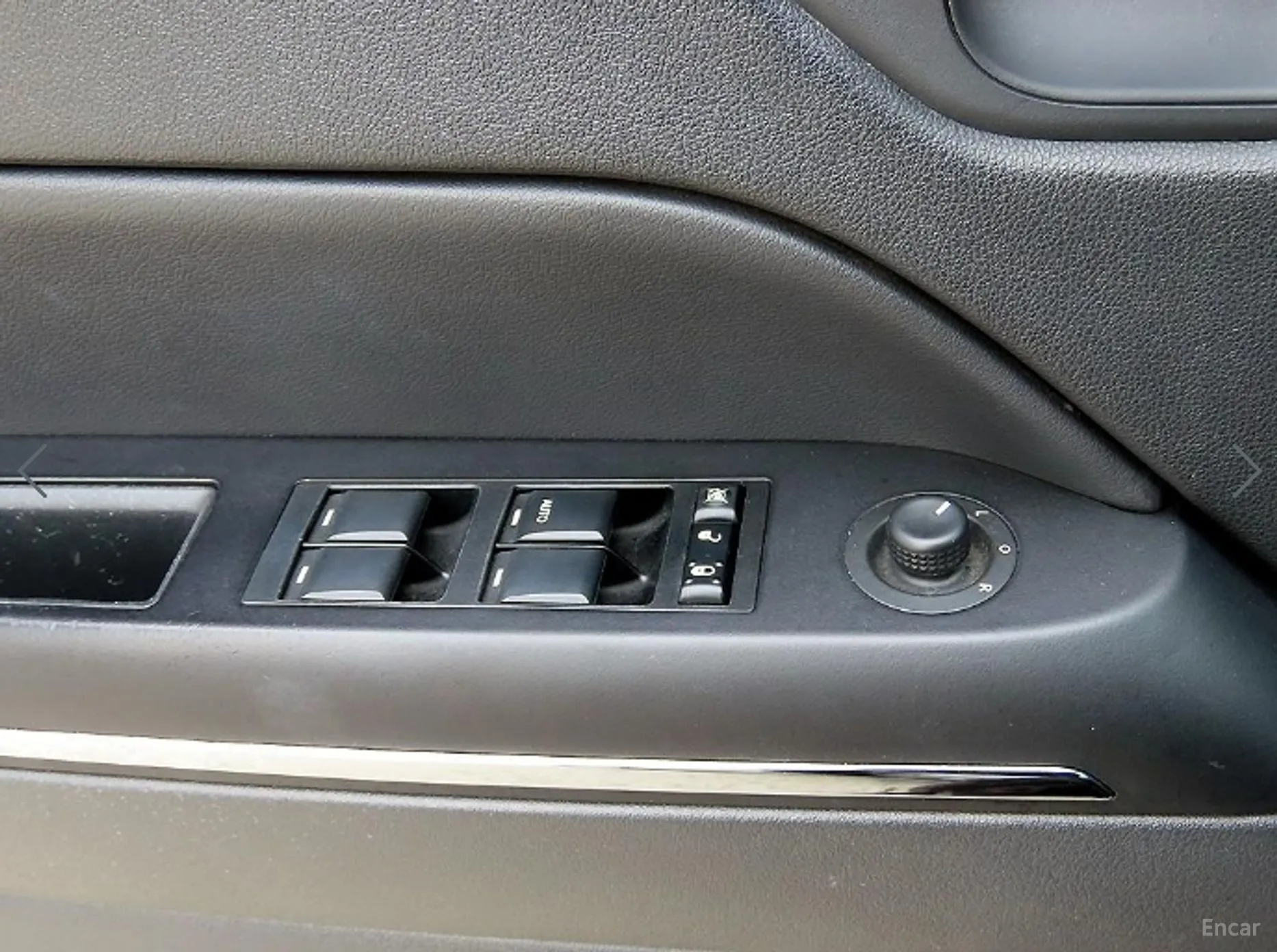 Jeep Compass превью 12