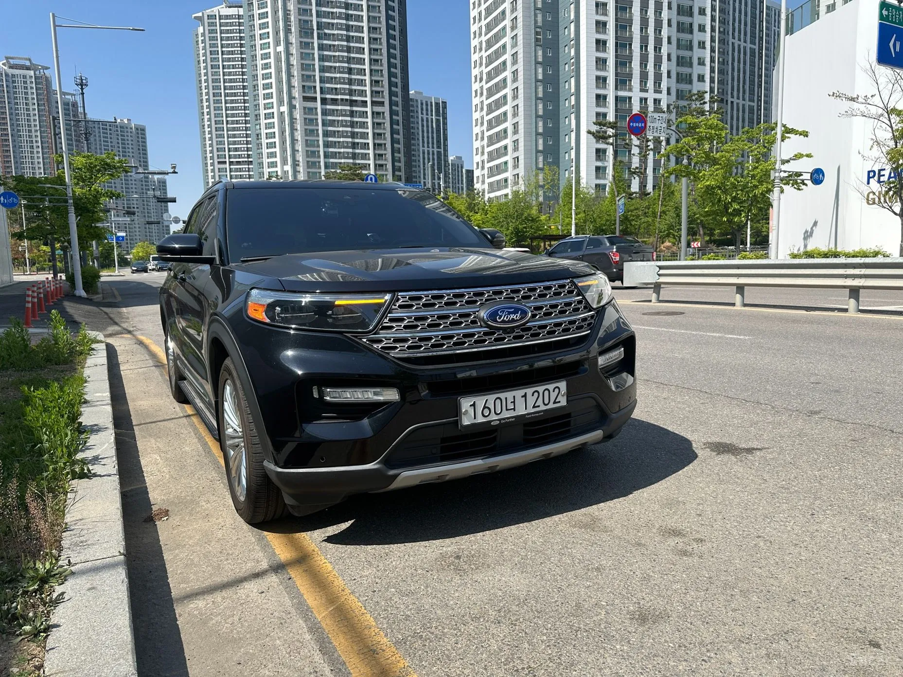 Ford Explorer 6th Generation превью 2