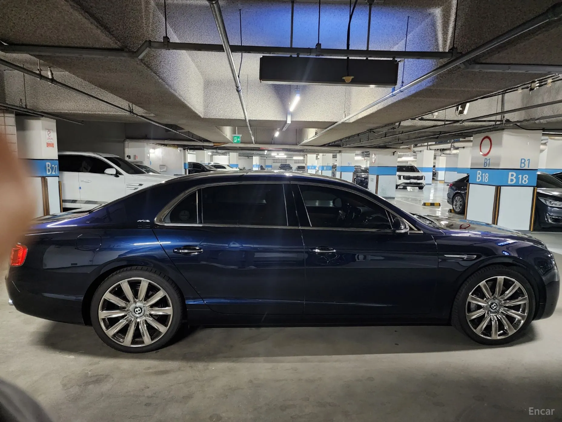 Bentley Flying Spur 2nd Generation превью 13