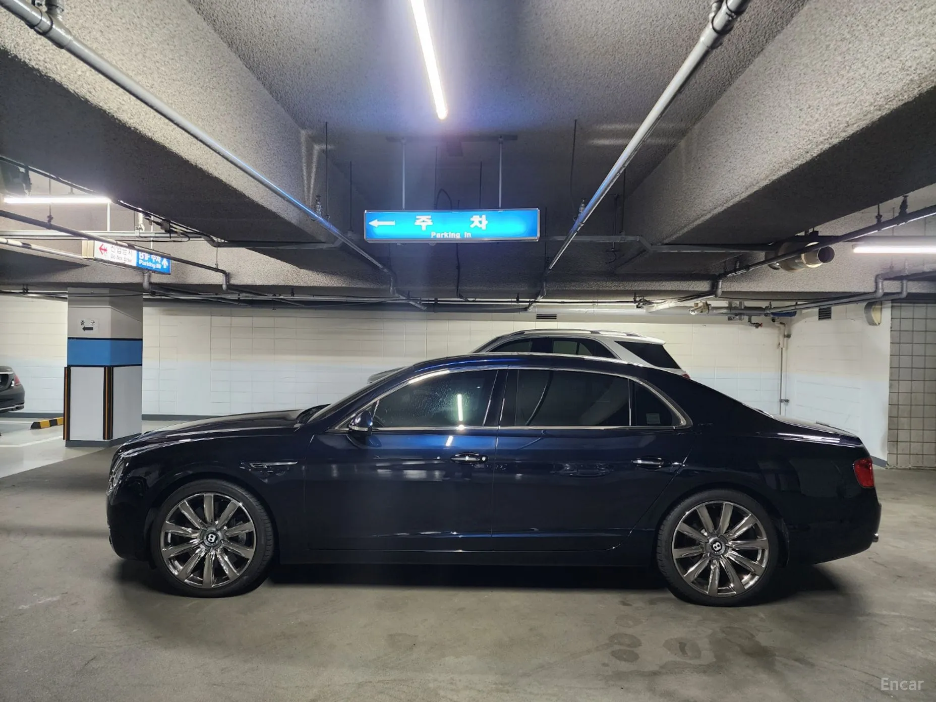 Bentley Flying Spur 2nd Generation превью 14