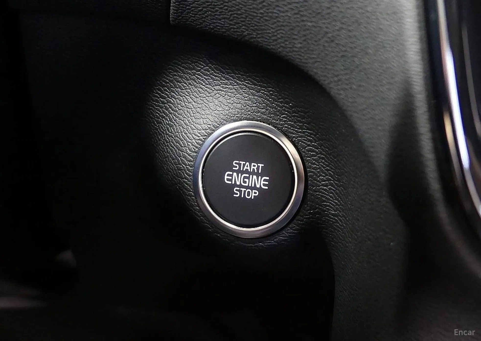 Volvo XC40 превью 14