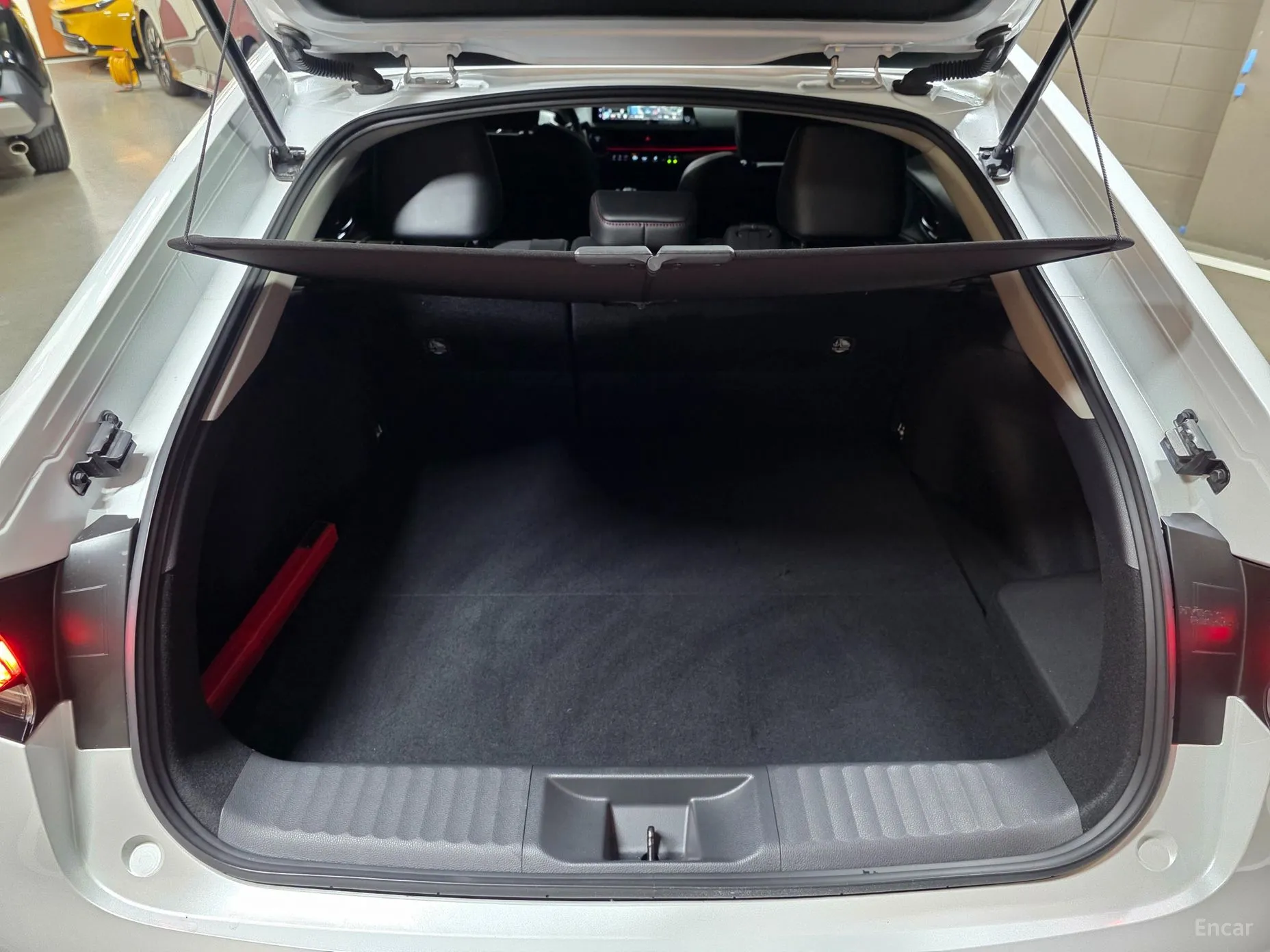 Toyota Prius 5th Generation превью 17