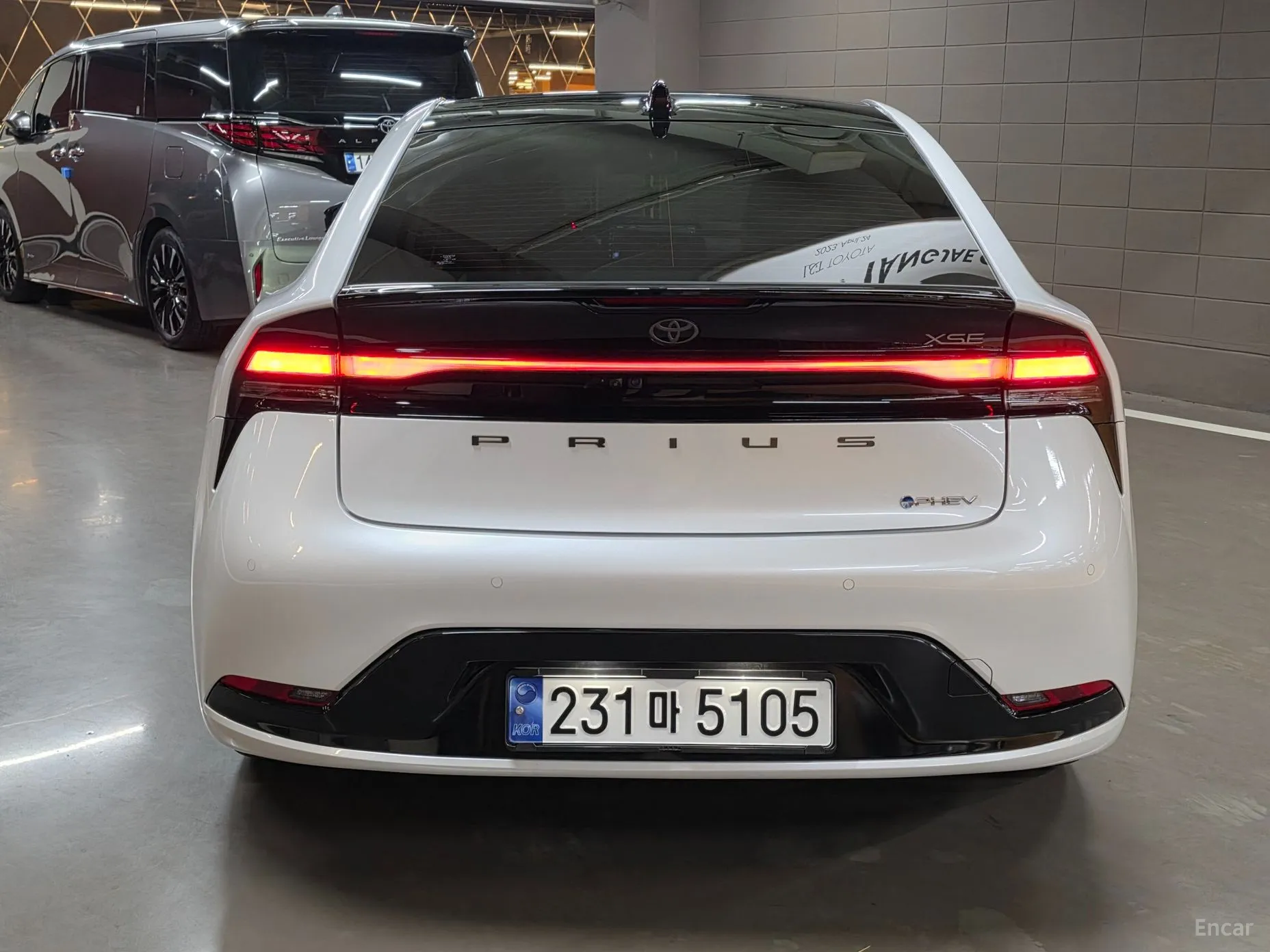 Toyota Prius 5th Generation превью 4