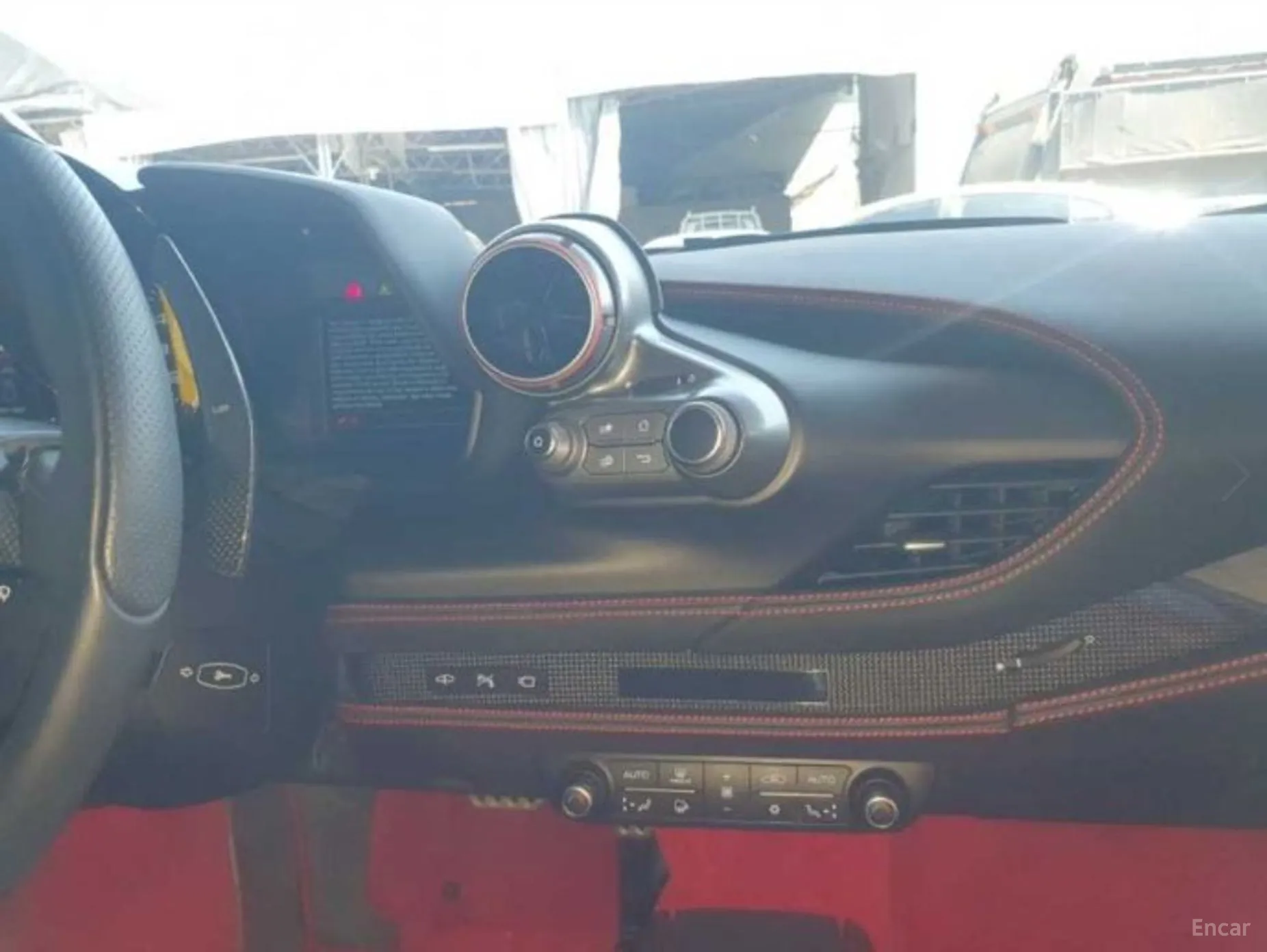 Ferrari F8 Tributo превью 12
