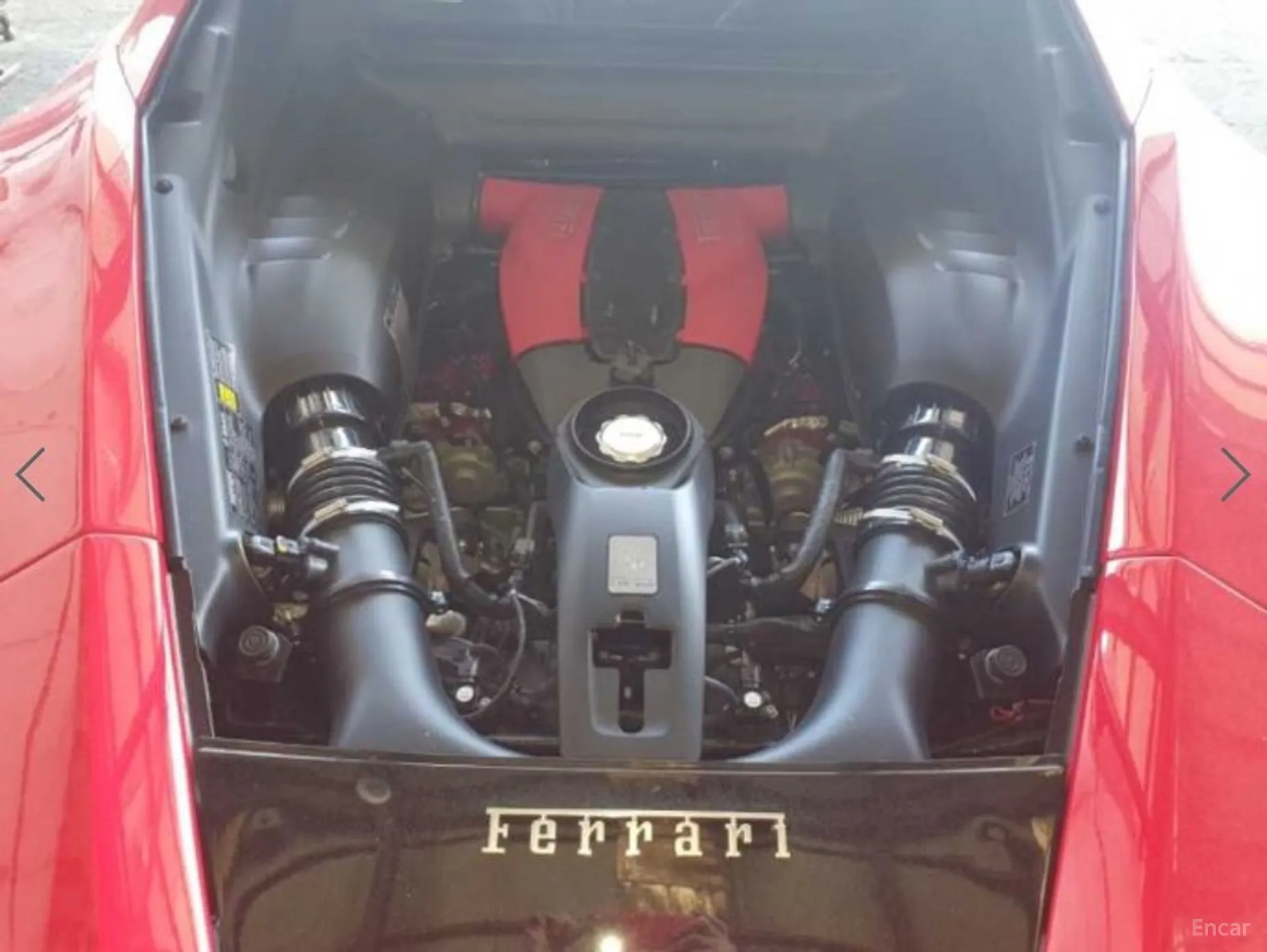 Ferrari F8 Tributo превью 6