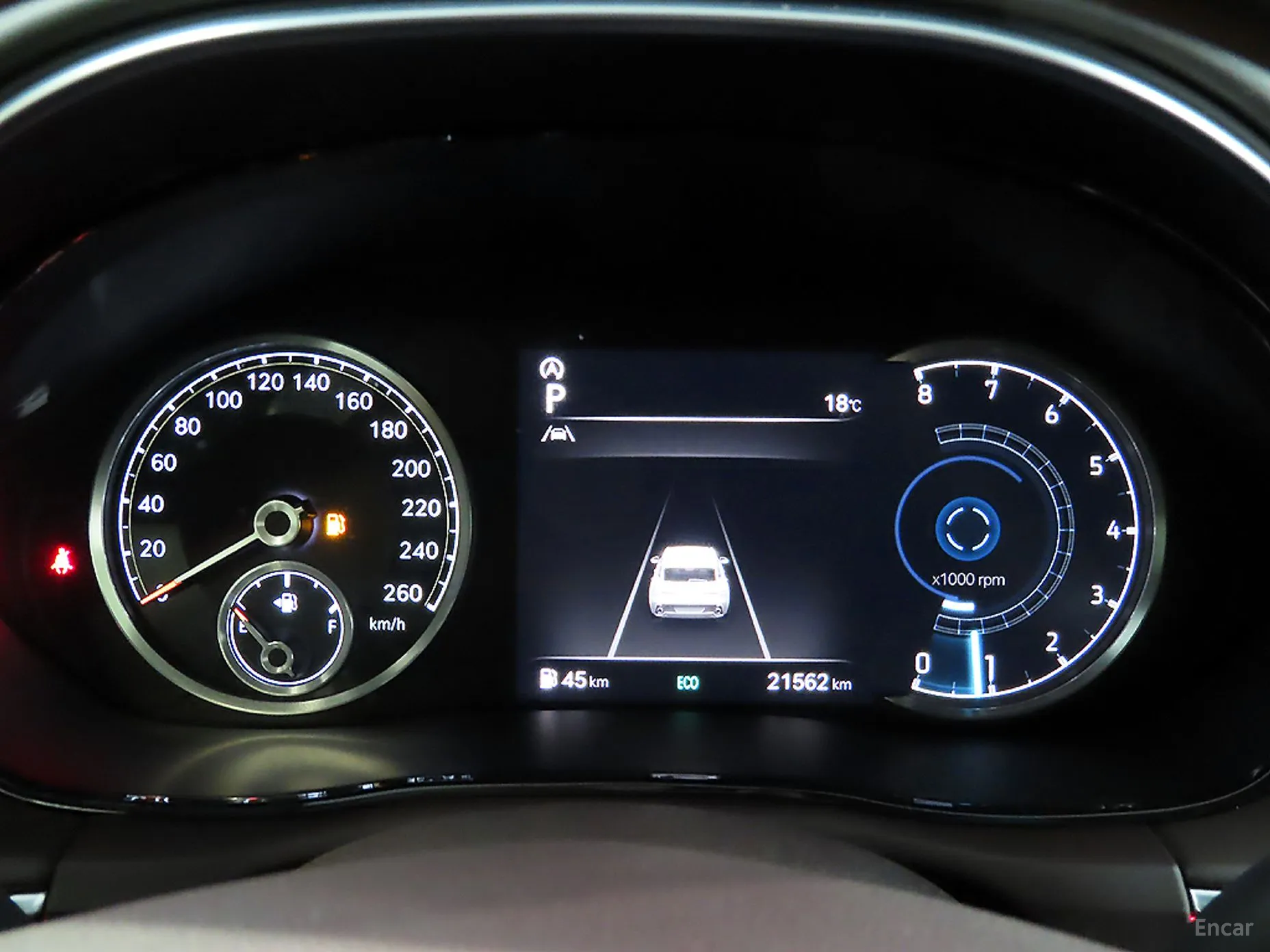 Genesis GV70 превью 8
