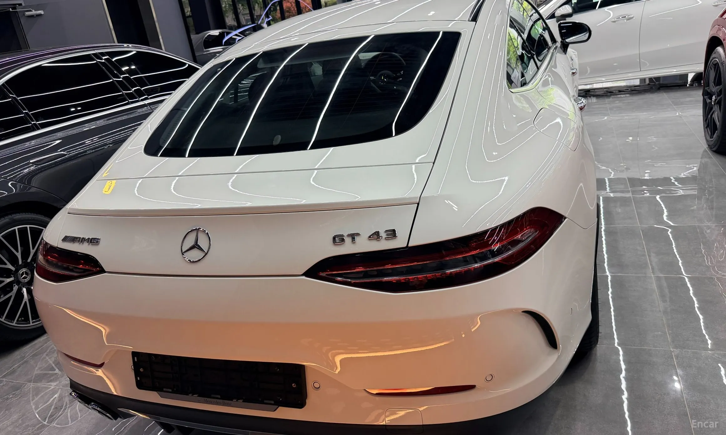 Mercedes Benz AMG GT превью 4