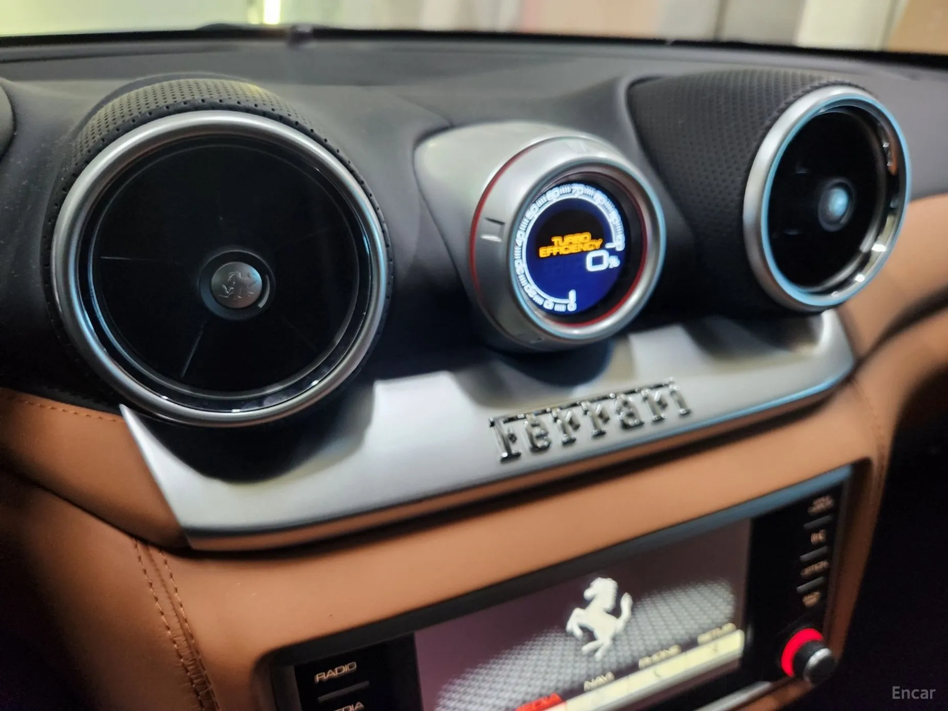 Ferrari California превью 14