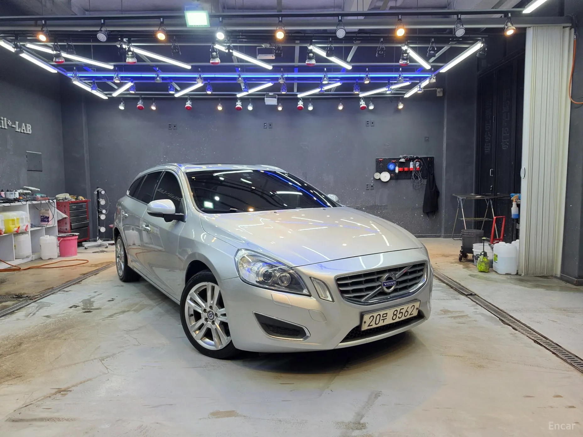 Volvo V60 превью 5