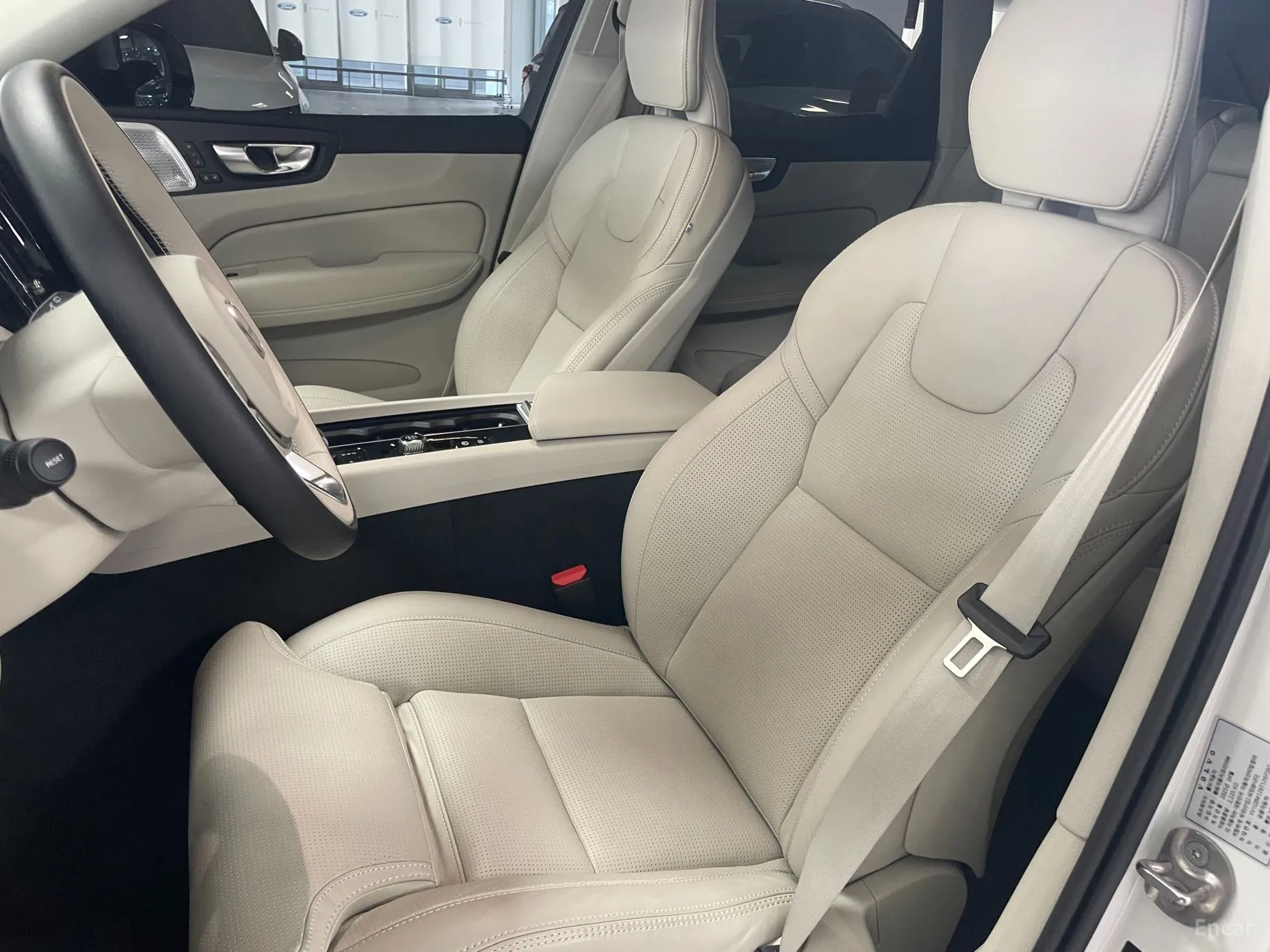 Volvo XC60 Gen 2 превью 10
