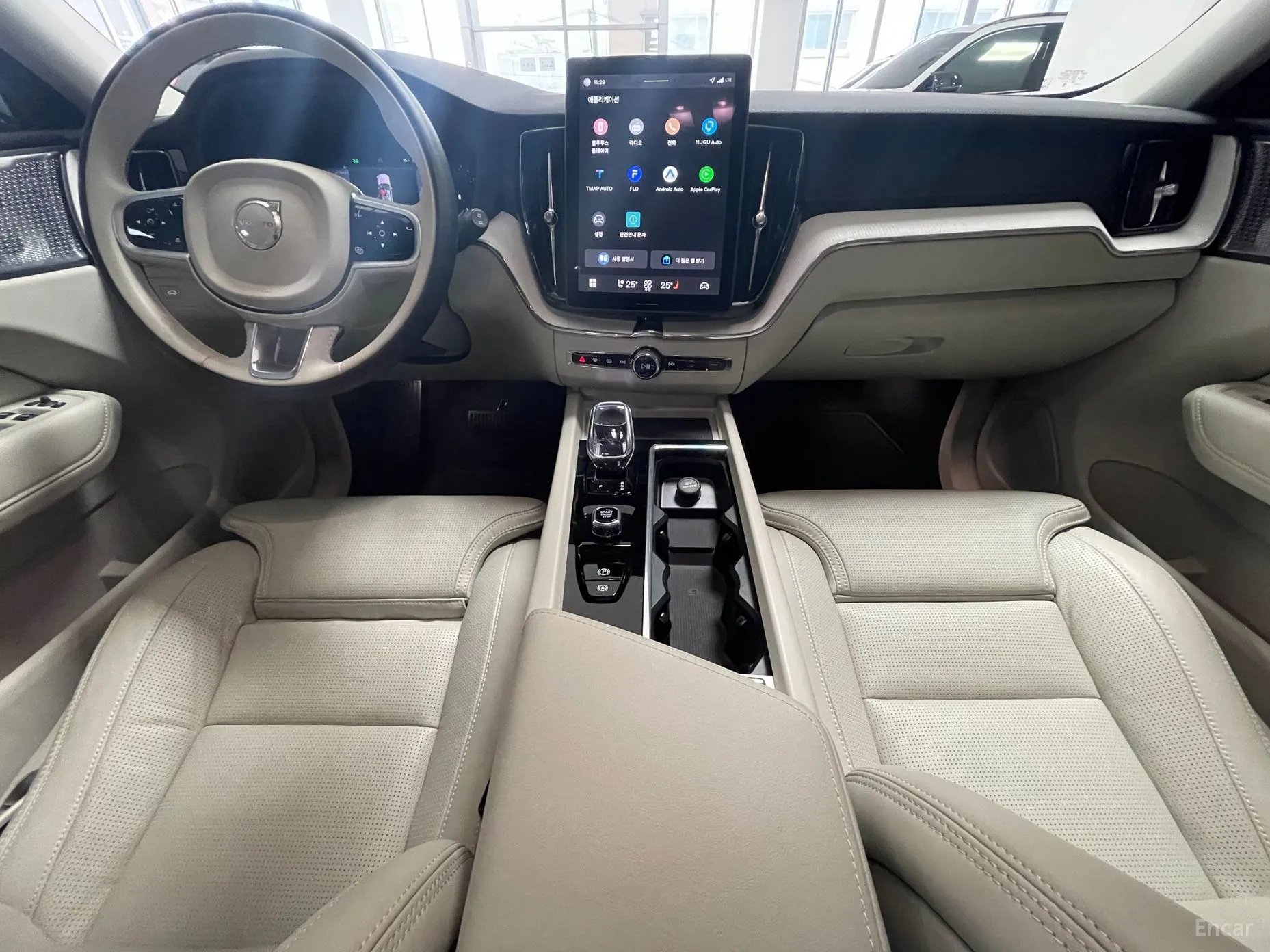 Volvo XC60 Gen 2 превью 7